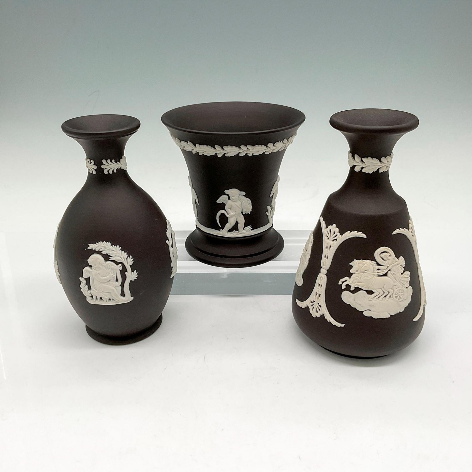 3pc Wedgwood Black Jasperware Vases - Image 2 of 3