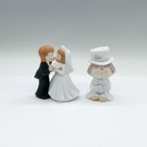 2pc Vintage Bride and Groom Figurines