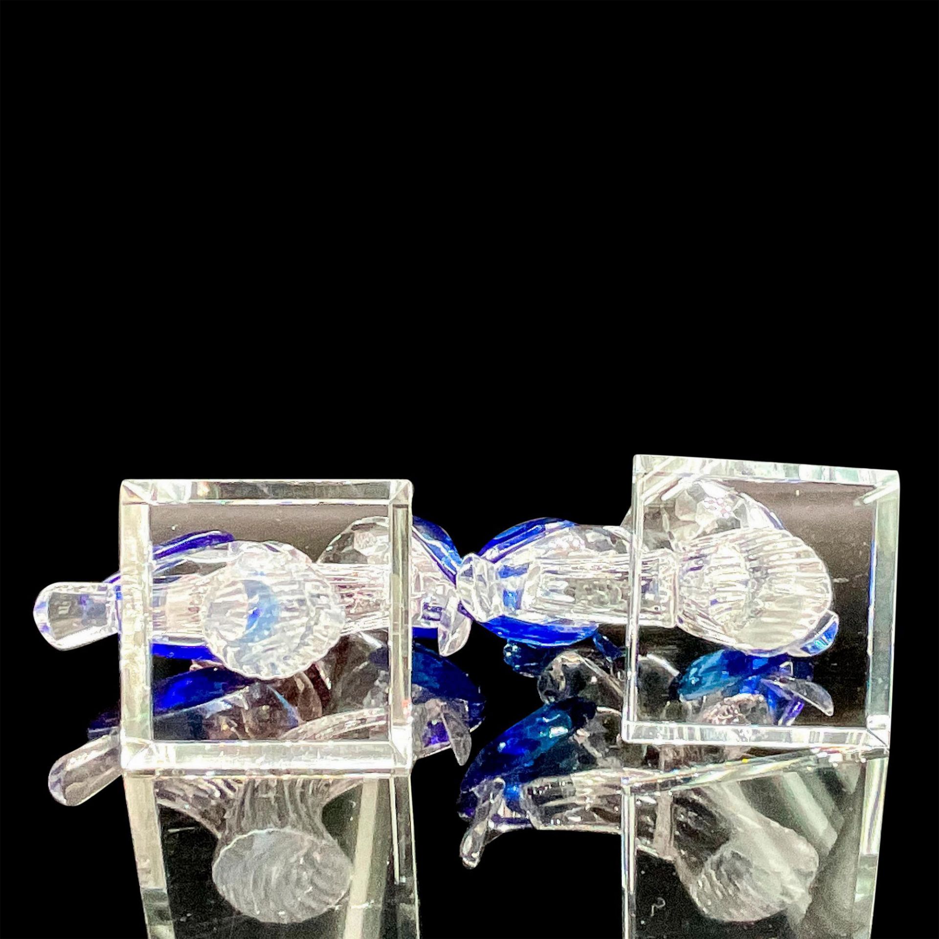 2pc Glass Figurines, Perched Cockatoos - Image 3 of 4