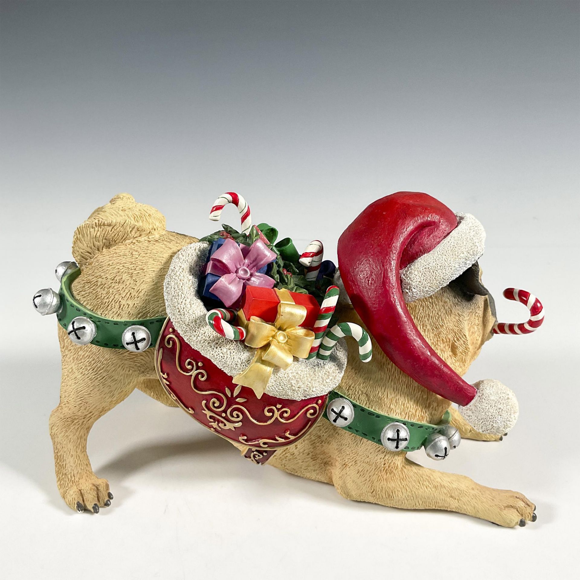 Danbury Mint Resin Figurine, Christmas Pug - Image 2 of 4