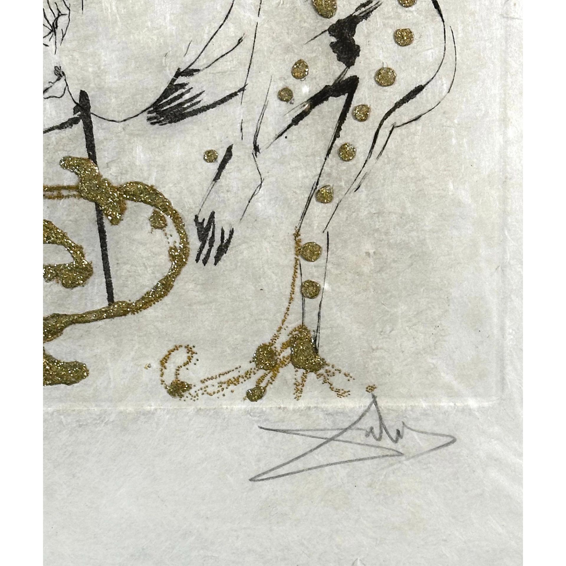 Salvador Dali (Spanish, 1904-1989) Etching plus gold flakes Les Amours Jaunes Duel with Camelias, si - Image 4 of 5