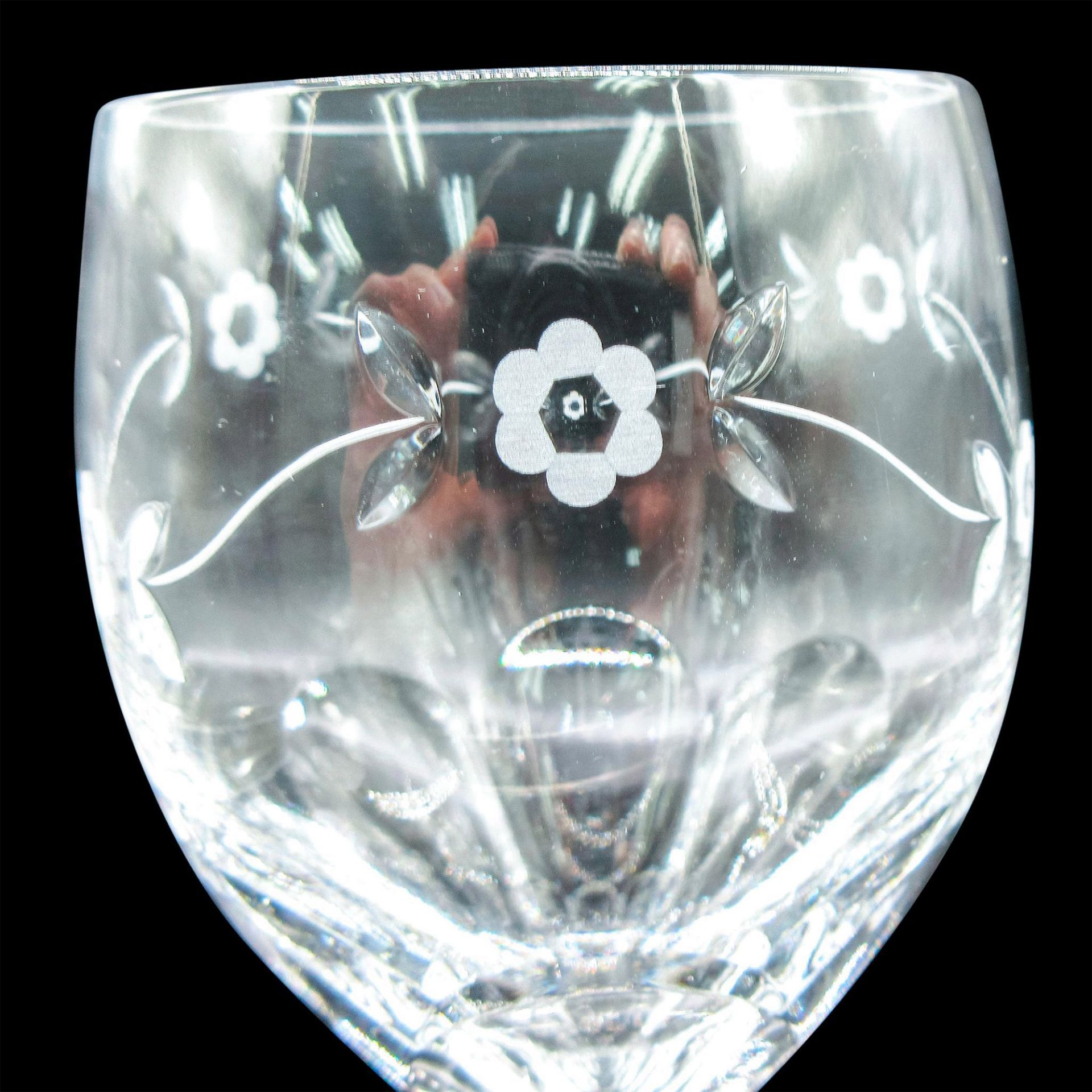 4pc Rogaska Crystal Wine Glasses, Scarlett - Image 3 of 7