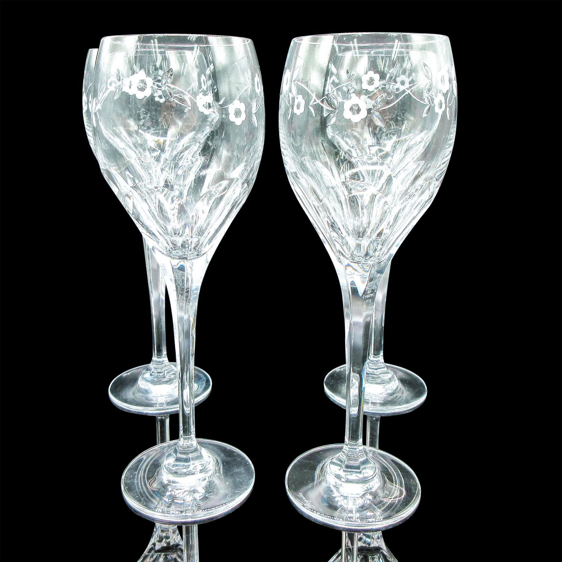 4pc Rogaska Crystal Wine Glasses, Scarlett
