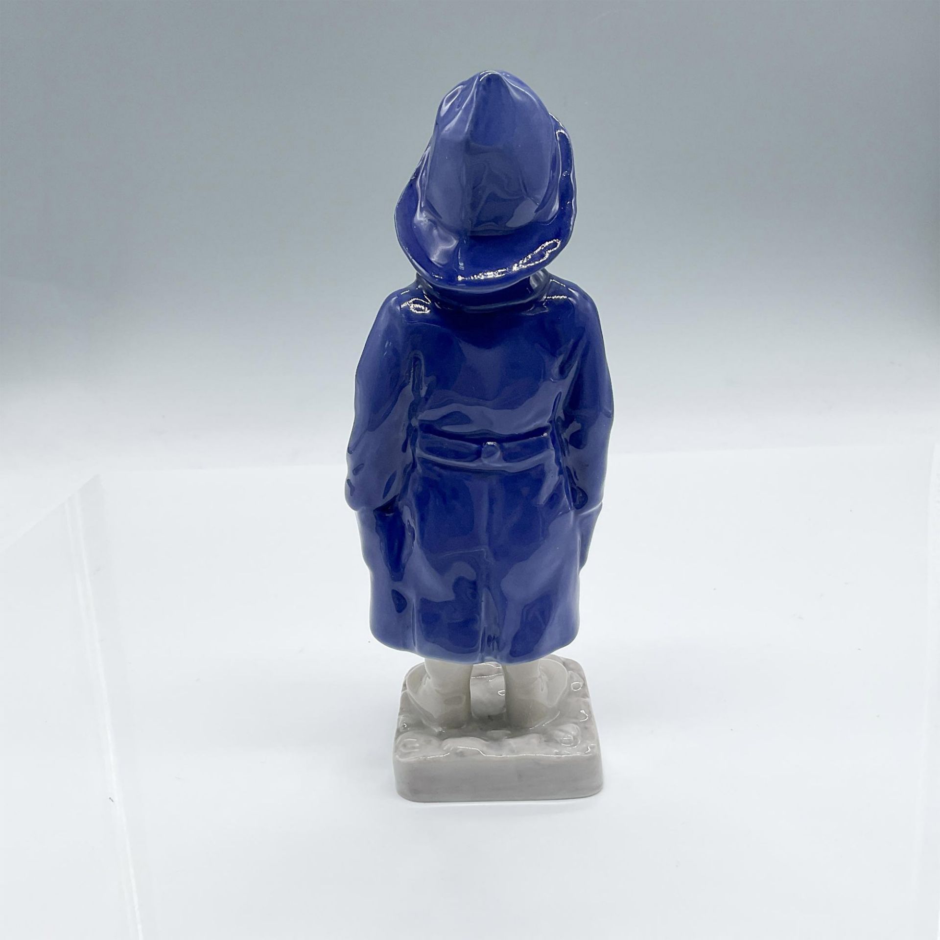 Bing & Grondahl Porcelain Figurine, Boy in Blue Raincoat 2532 - Image 2 of 3