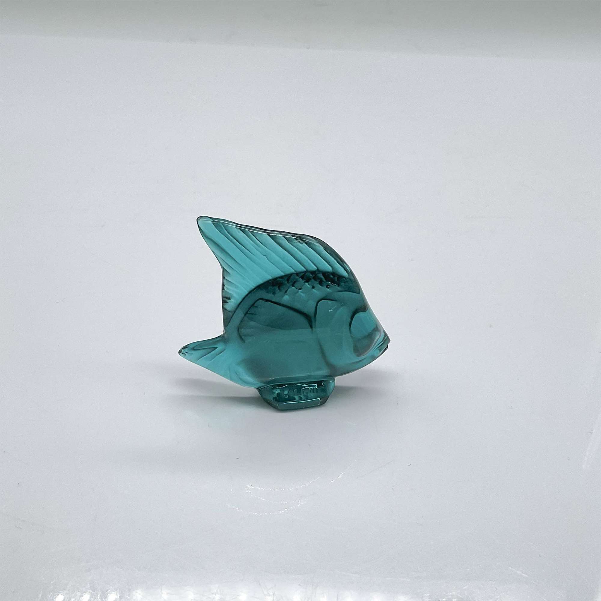 Lalique Crystal Blue Fish Figurine - Image 2 of 4