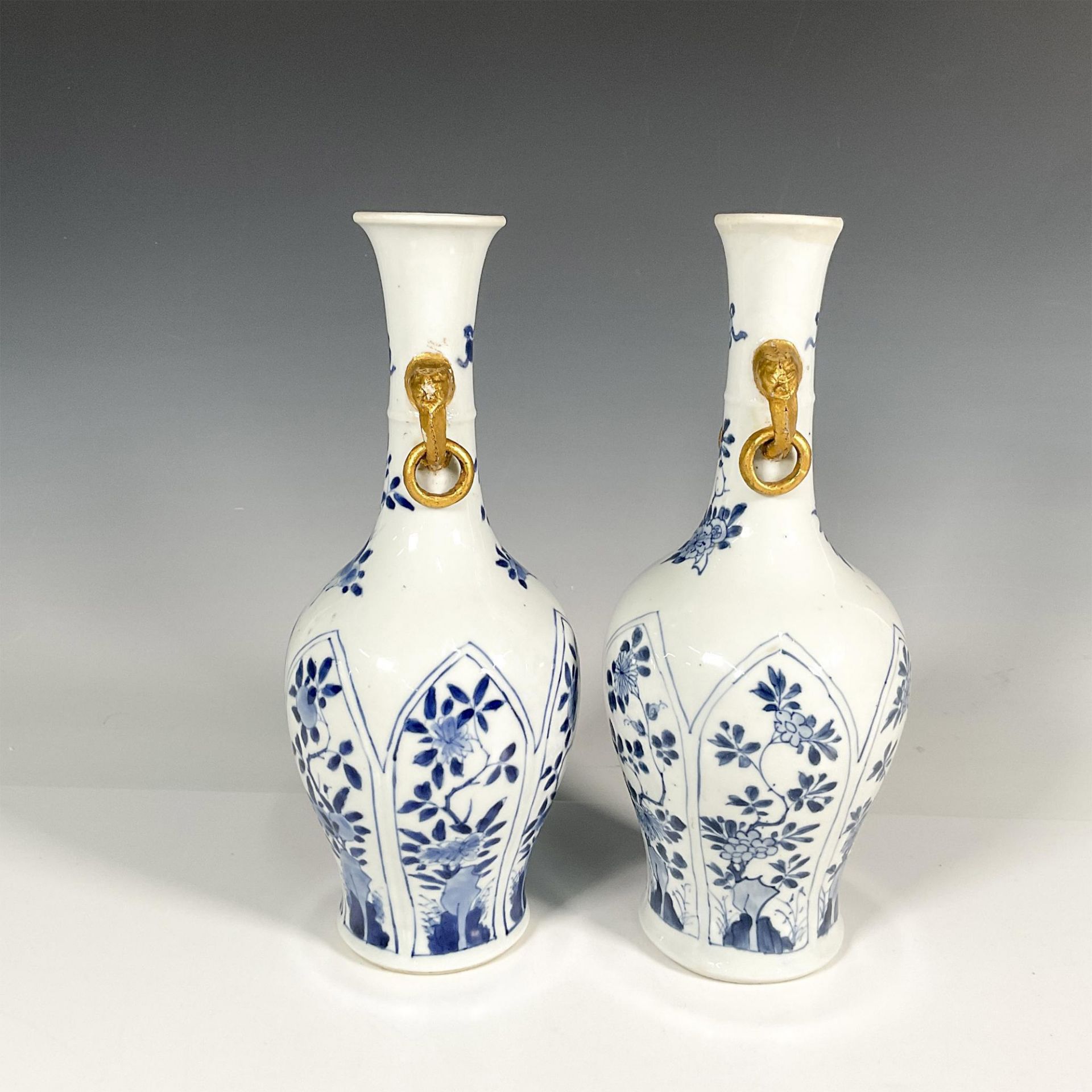 Pair of Antique Chinese Blue and White Porcelain Vases - Bild 2 aus 7