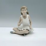 Nao by Lladro Figurine, Attentive Ballet 2010146