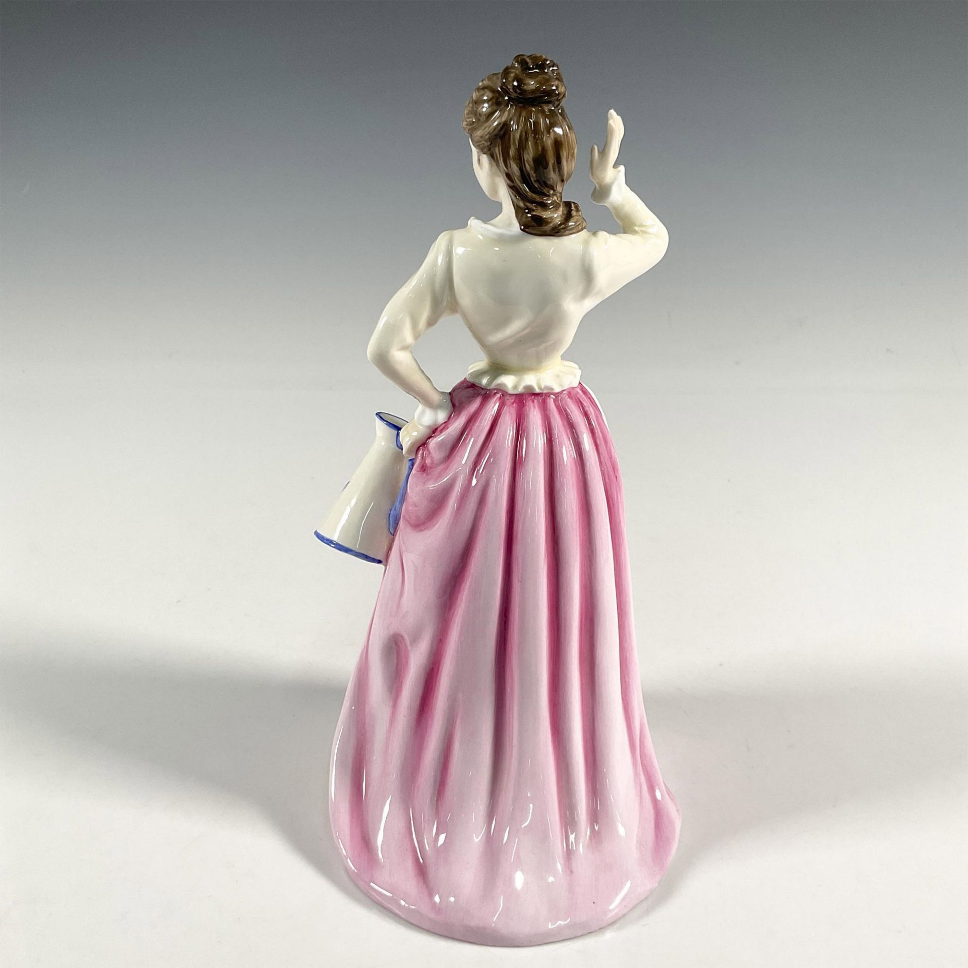 Dairy Maid HN4249 - Royal Doulton Figurine - Image 2 of 3