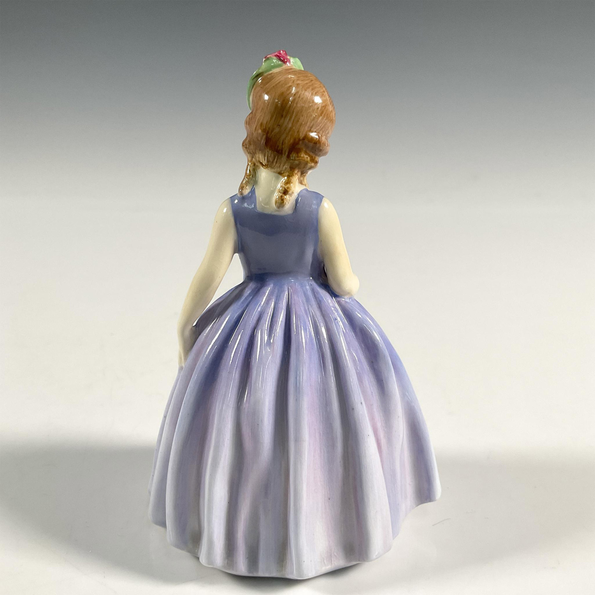 Nana HN1767 - Royal Doulton Figurine - Image 2 of 3