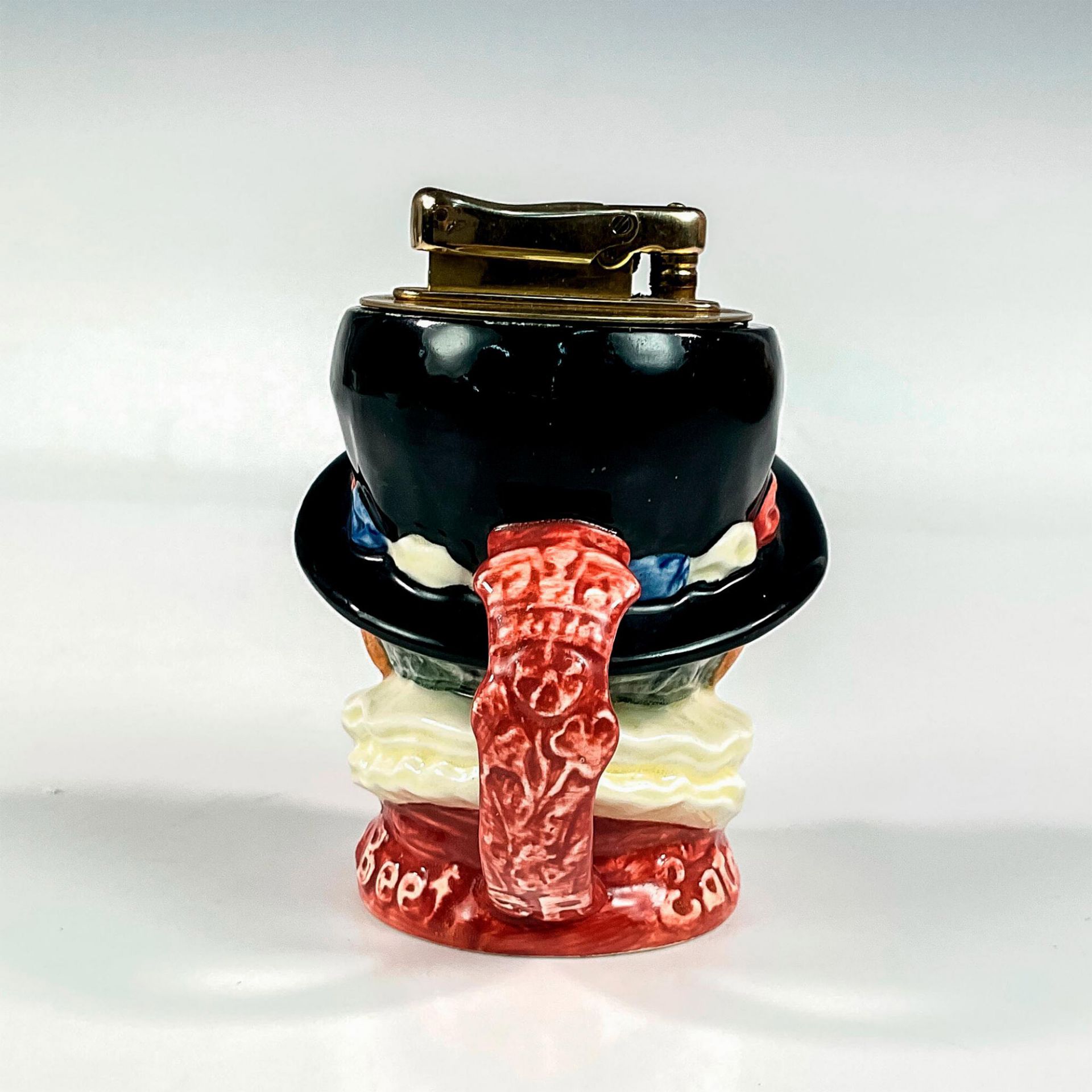 Royal Doulton Lighter, Beefeater - Image 2 of 3