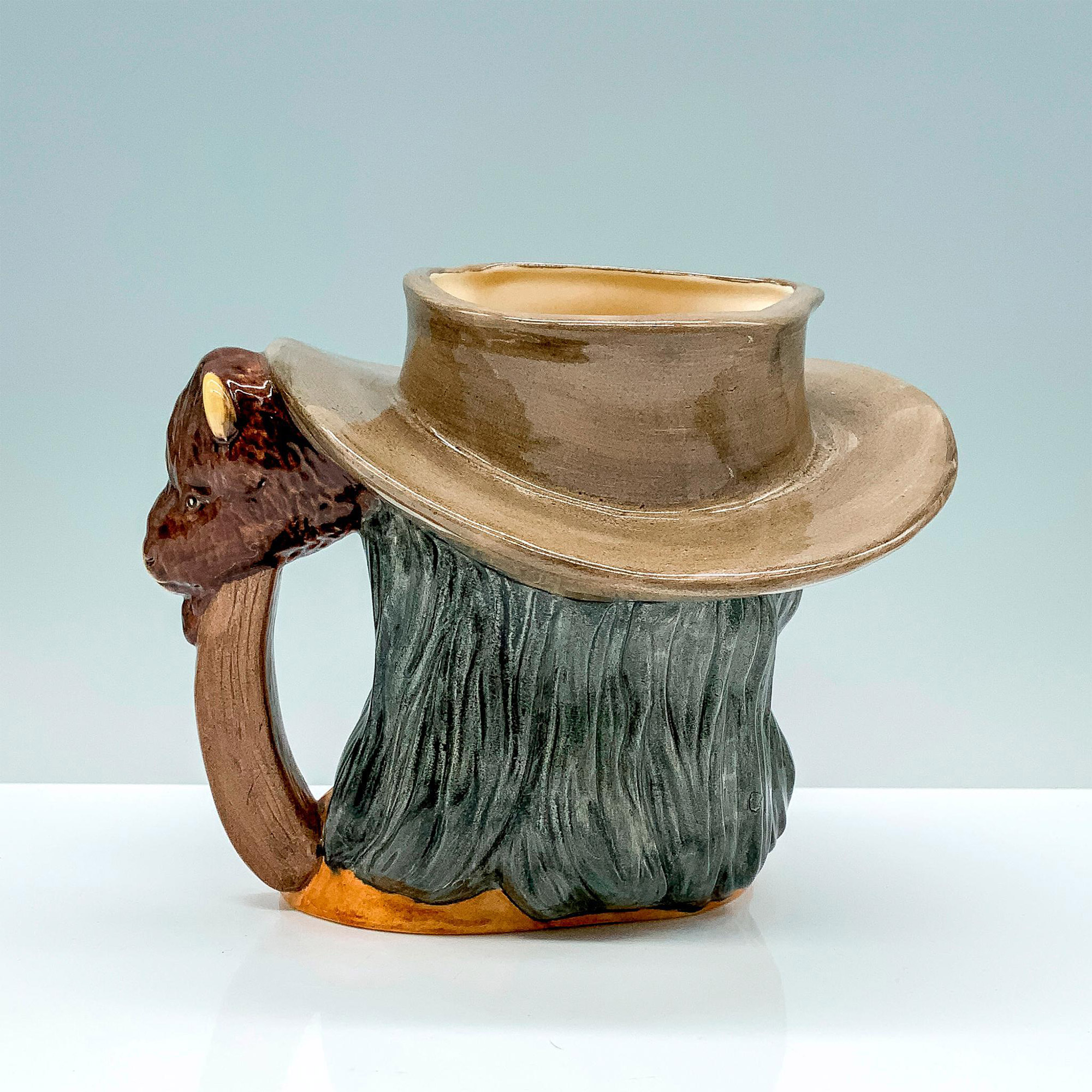 Buffalo Bill D6735 - Odd Size - Royal Doulton Character Jug - Image 2 of 3