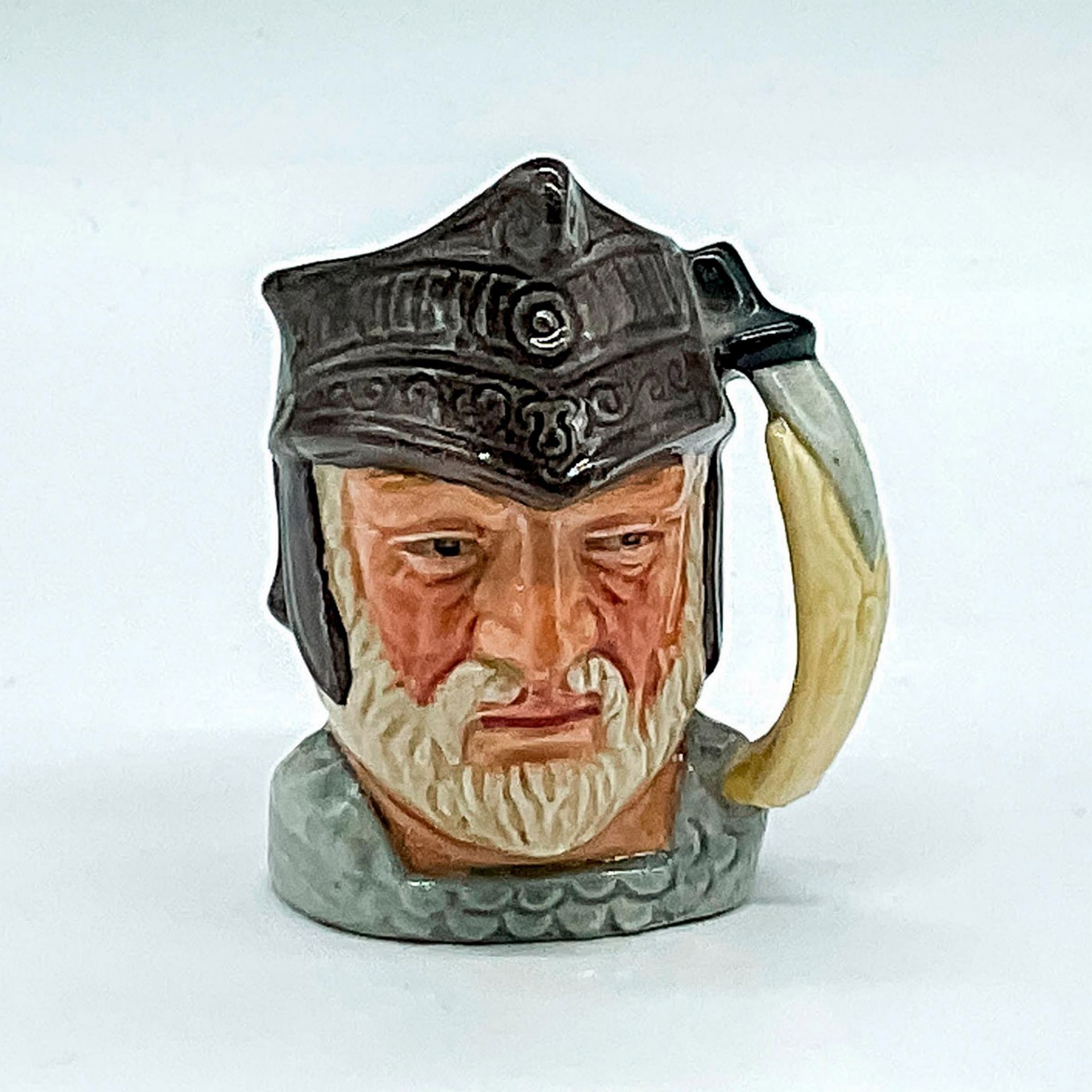 Gladiator D6556 - Mini - Royal Doulton Character Jug