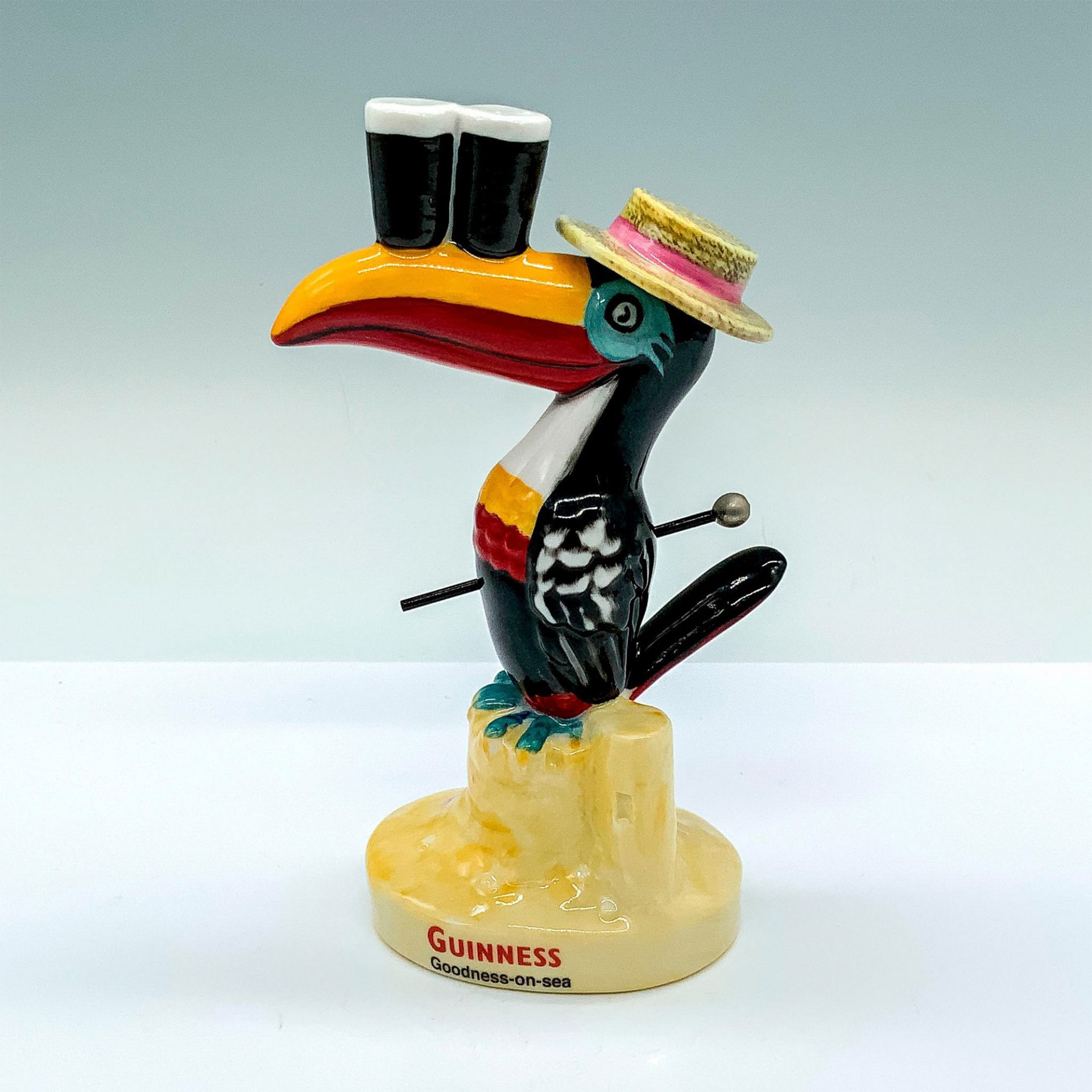 Royal Doulton Figurine for Guinness, Seaside Toucan MCL7 - Bild 2 aus 4