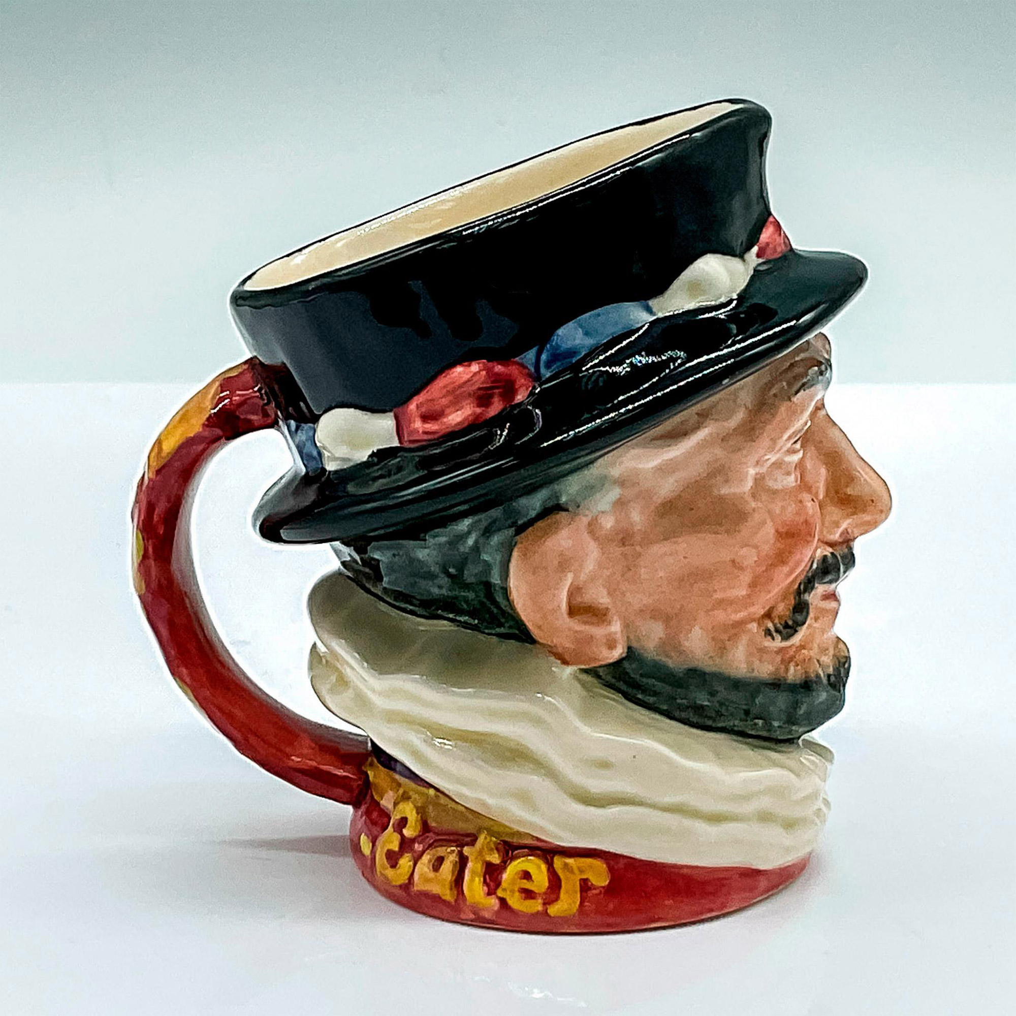 Beefeater GR D6233 - Small - Royal Doulton Character Jug - Image 3 of 5