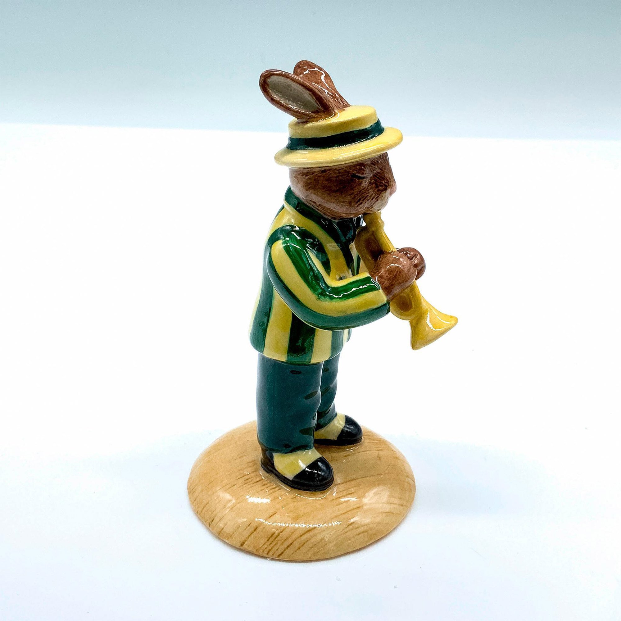 Royal Doulton Bunnykins, LE Colorway Trumpet Player DB210A1 - Image 2 of 5
