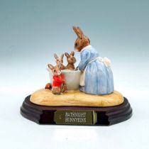 Royal Doulton Bunnykins Tableau with Base, Bathnight 0051