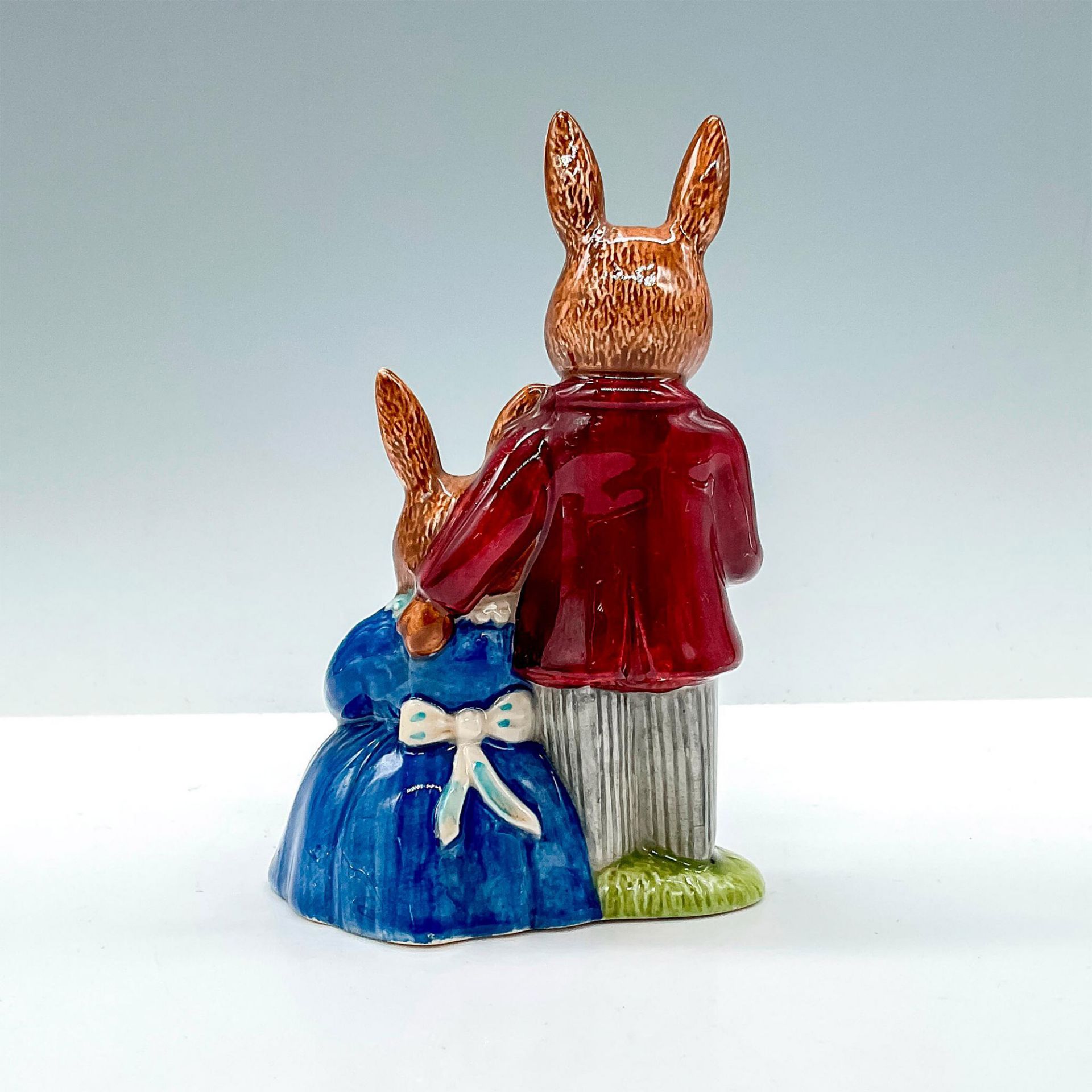 Family Photograph DB1 - Royal Doulton Bunnykins - Image 2 of 3