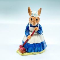 Mrs. Bunnykin Clean Sweep DB6 - Royal Doulton Bunnykins