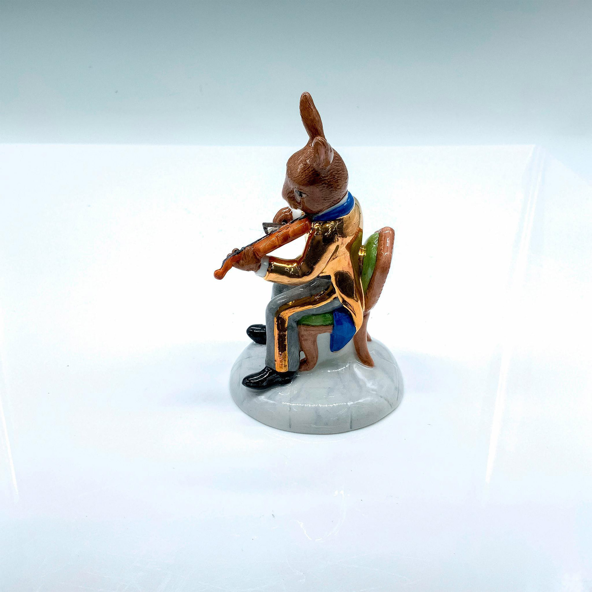 Royal Doulton Bunnykins, Special Gold Issue Violinist DB390 - Image 3 of 6