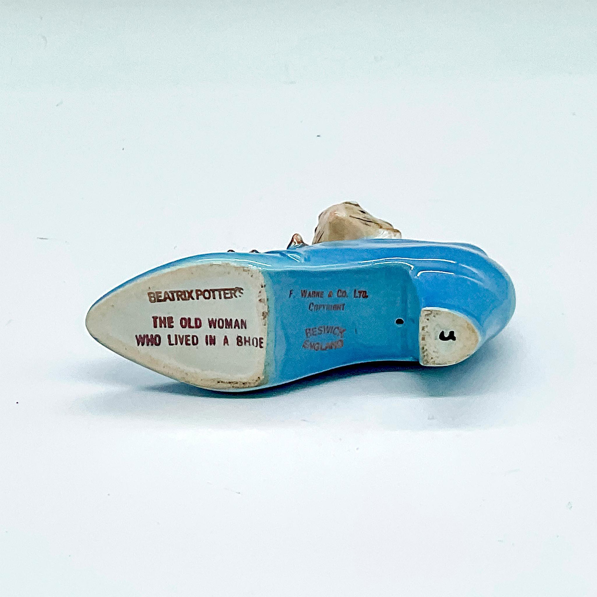 Beswick Beatrix Potter's Figurine, Mouse in Shoe - Image 3 of 3