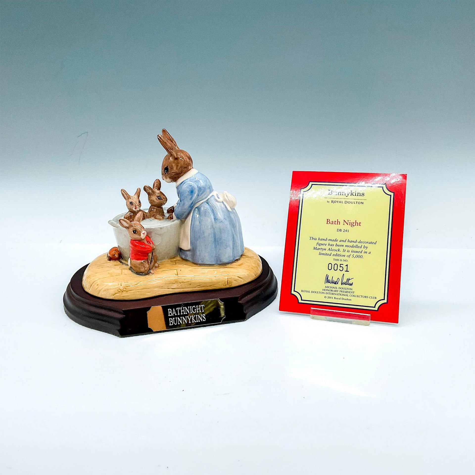Royal Doulton Bunnykins Tableau with Base, Bathnight 0051 - Image 2 of 4