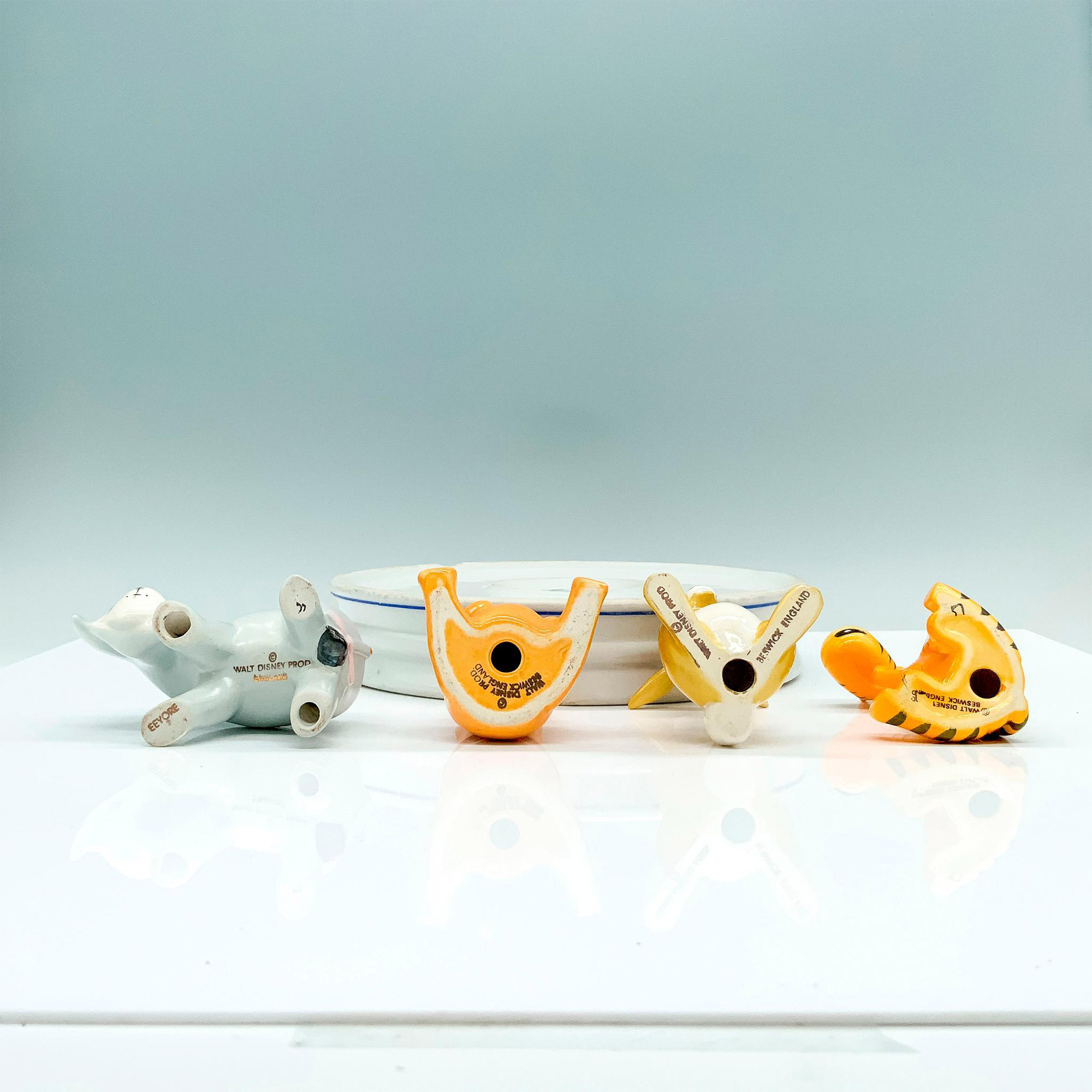 5pc Winnie the Pooh Beswick Figurines and Oatmeal Bowl Set - Image 4 of 4
