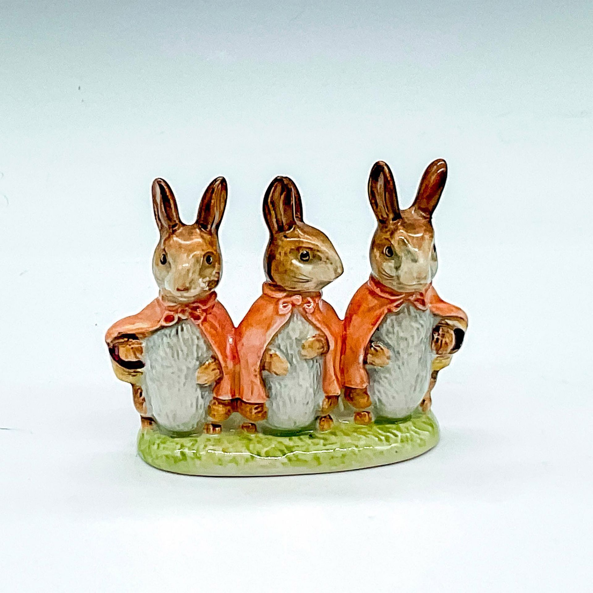 Beswick Beatrix Potter's Figurine, Flopsy Mopsy & Cottontail