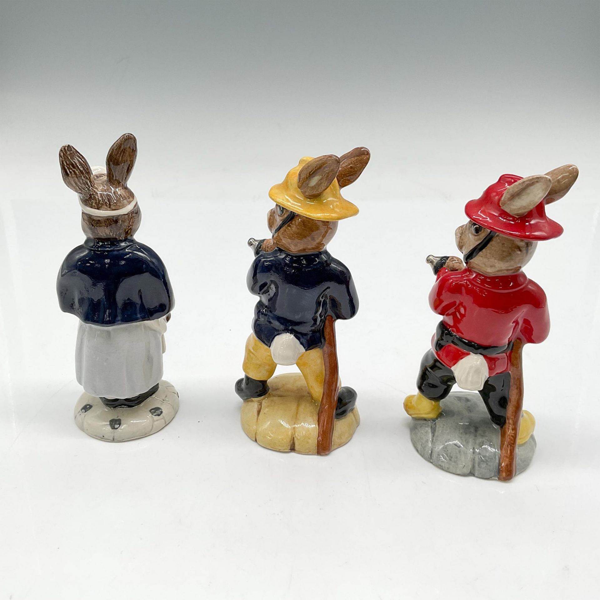 3pc Royal Doulton Bunnykins, Fireman DB74, DB75 + DB183 - Bild 2 aus 3