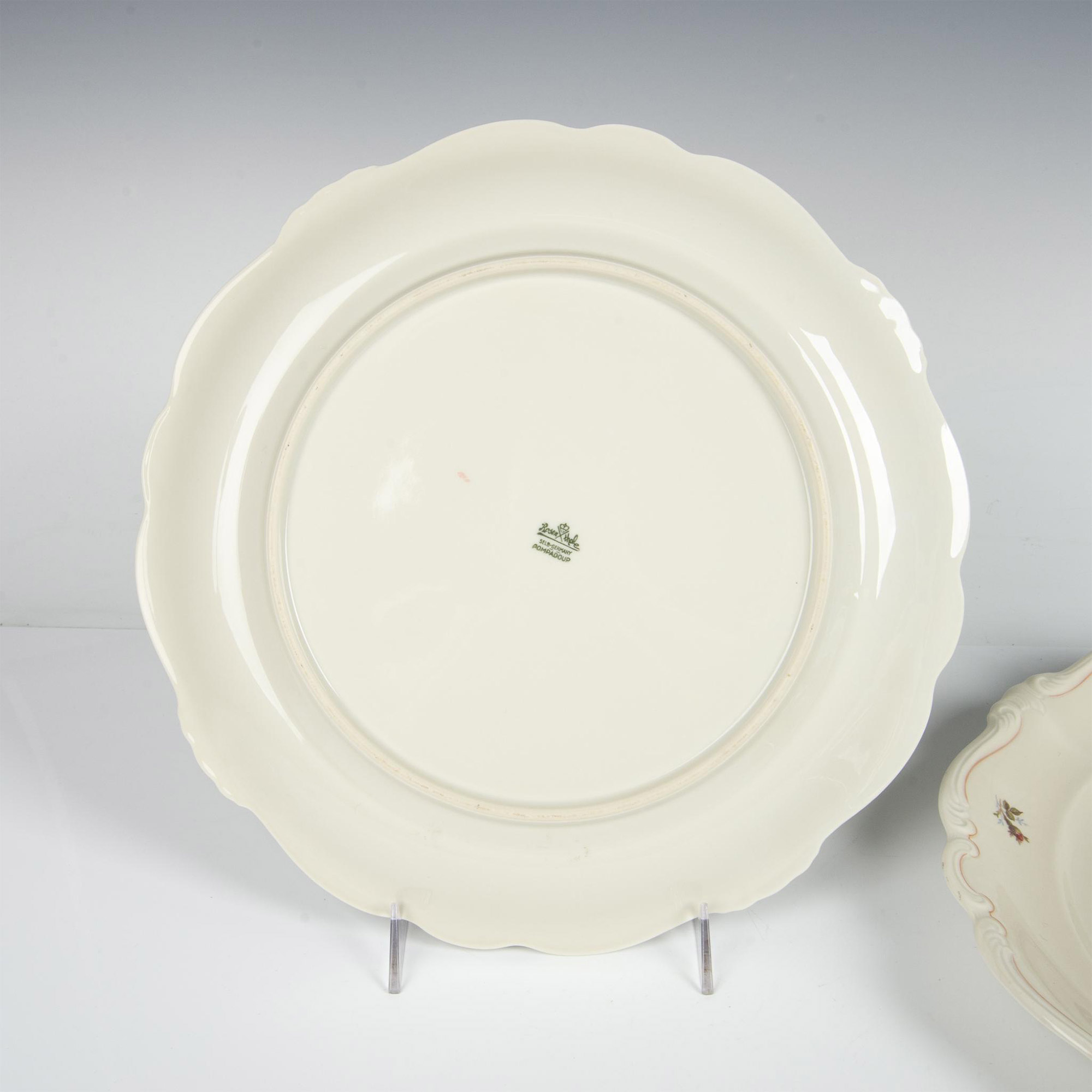 2 Rosenthal Selb-Germany Pompadour Moss Rose Charger Plates - Image 3 of 4