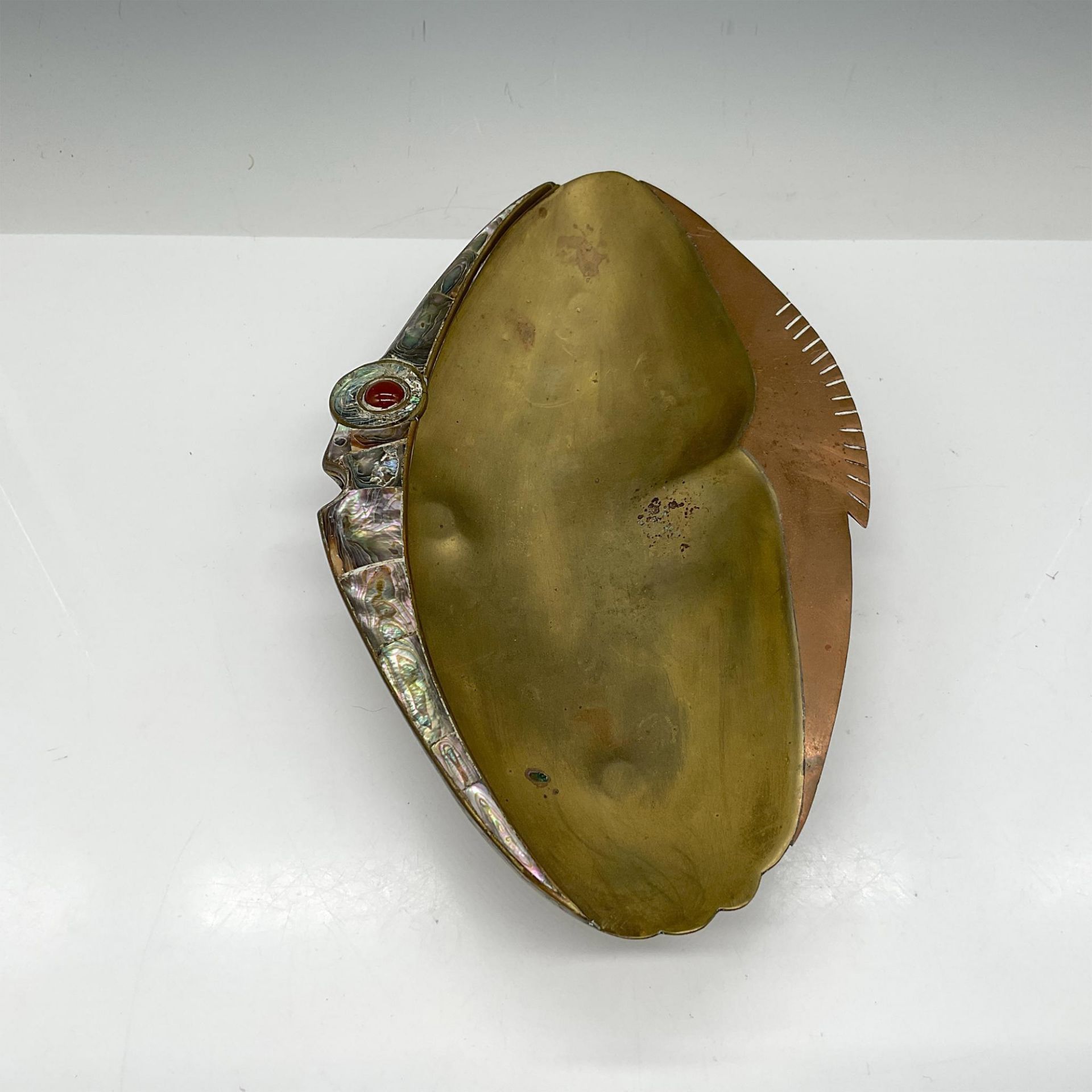 SCL Cooperative Copper and Brass Footed Fish Dish - Image 2 of 3