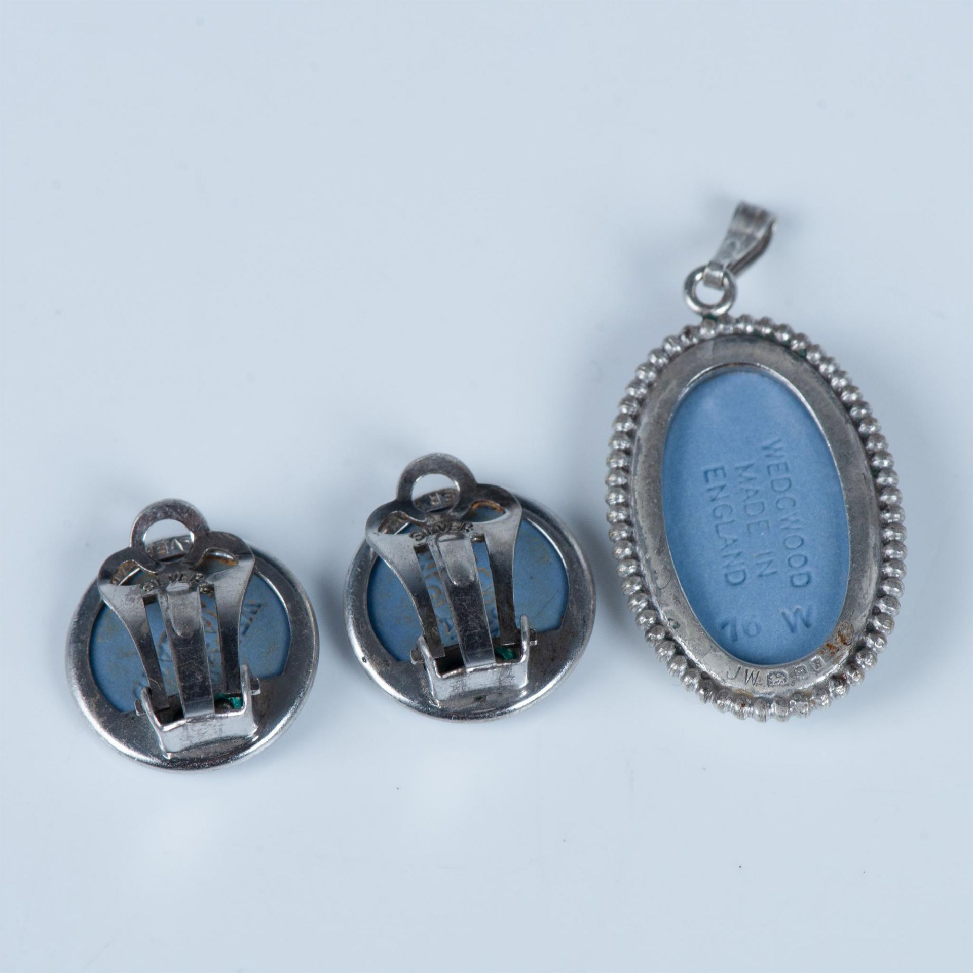 2pc Wedgwood Sterling Silver Clip-On Earrings and Pendant Set - Image 2 of 5