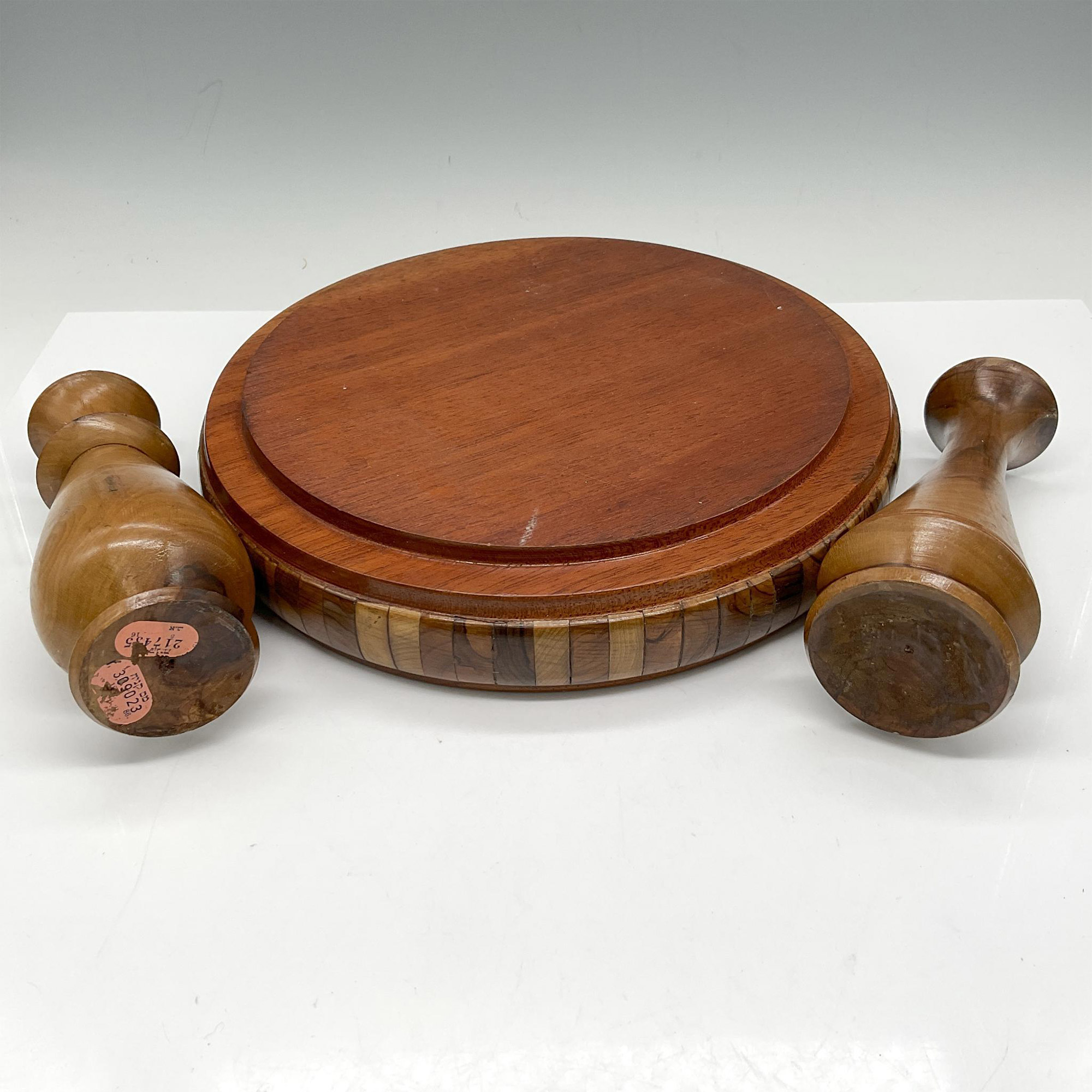 3pc Carved Wooden Tray with Vases - Image 3 of 3