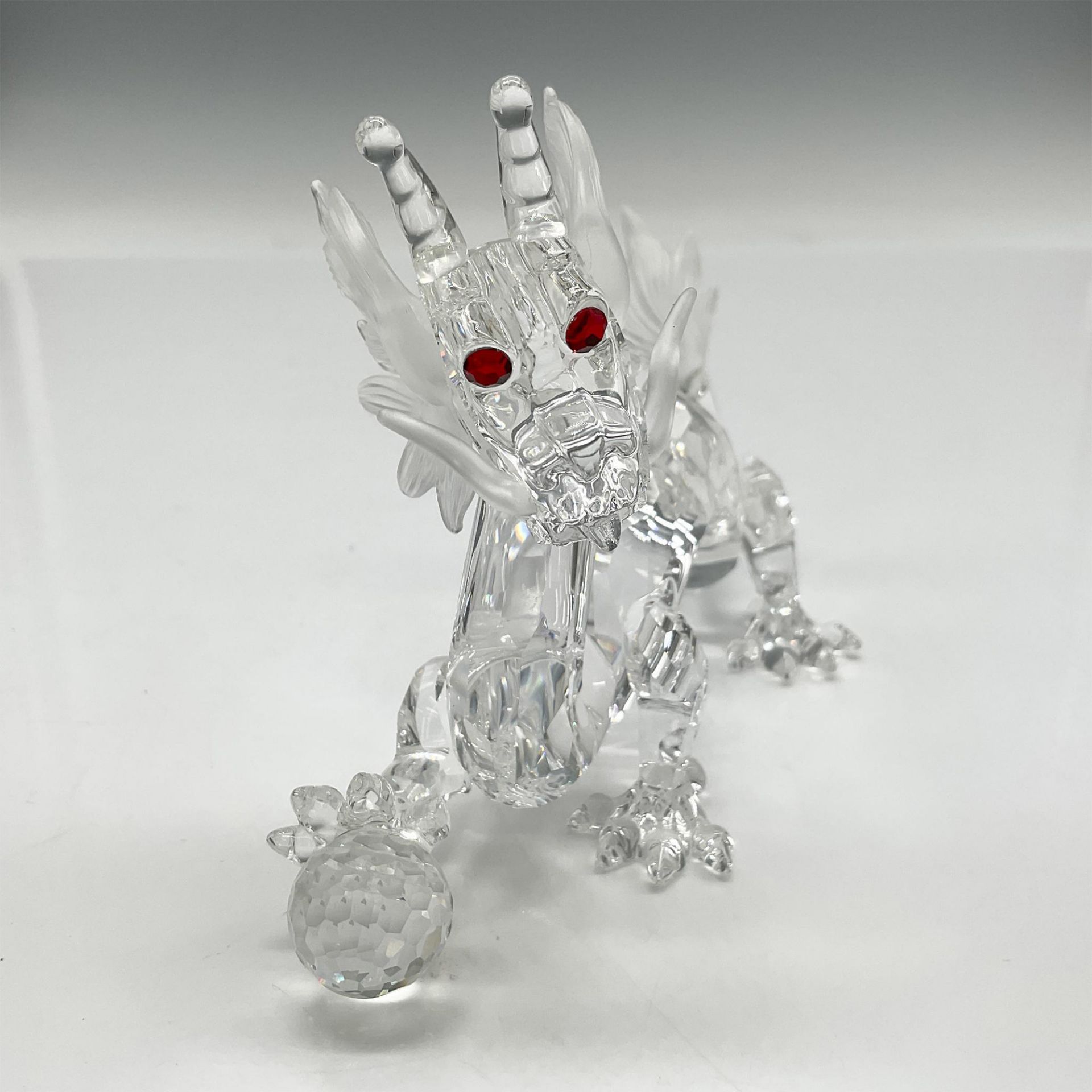 Swarovski SCS Crystal Figurine, 1997 Dragon + Base - Image 3 of 5