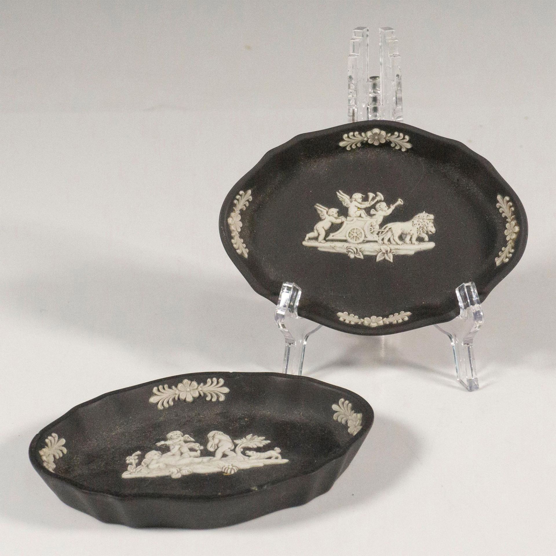 Pair of Wedgwood Black Jasperware Ring Trays - Bild 3 aus 4