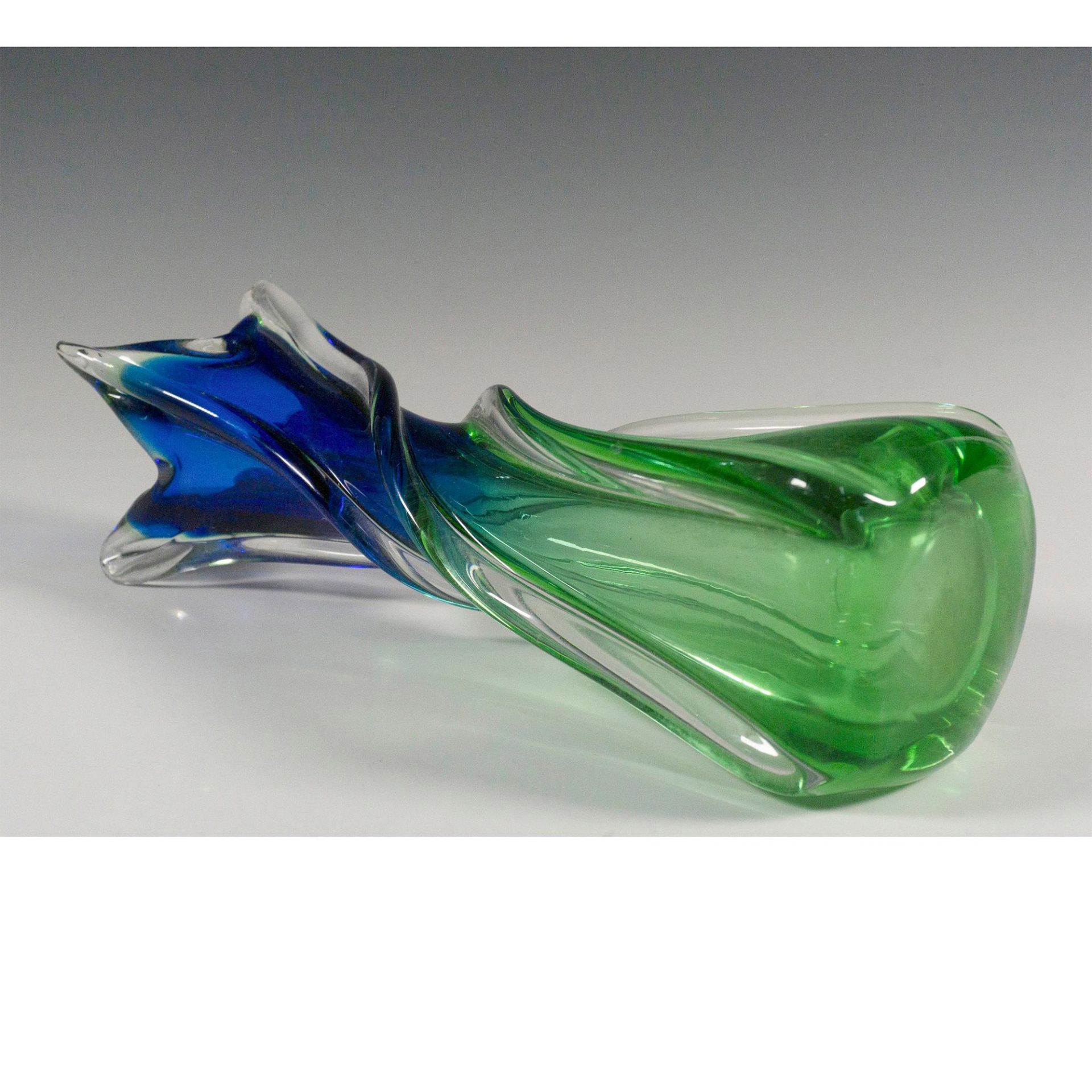 Murano Art Glass Twisted Vase - Image 3 of 4