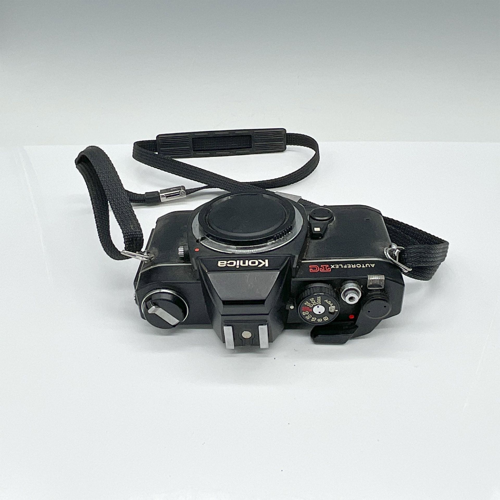 Konica Autoreflex TC 35mm SLR Camera, Body Only - Bild 3 aus 5
