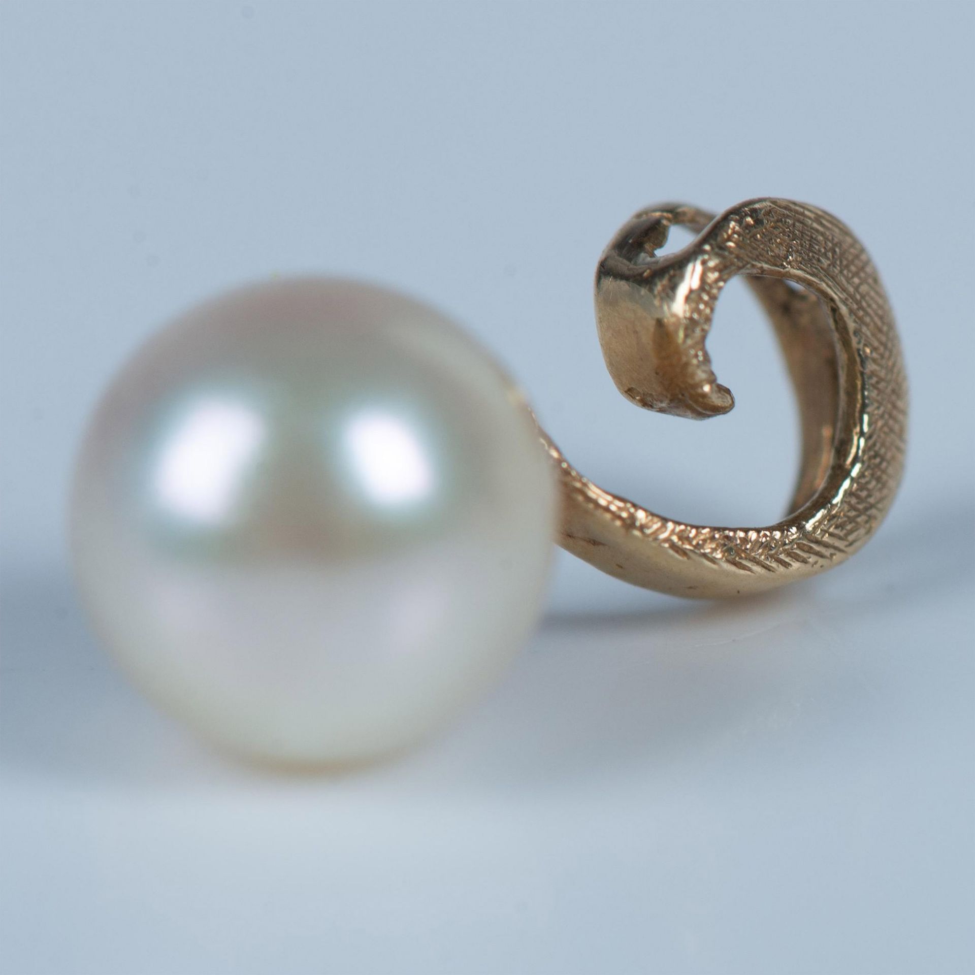 Petite 14K Gold and Pearl Pendant - Image 4 of 5