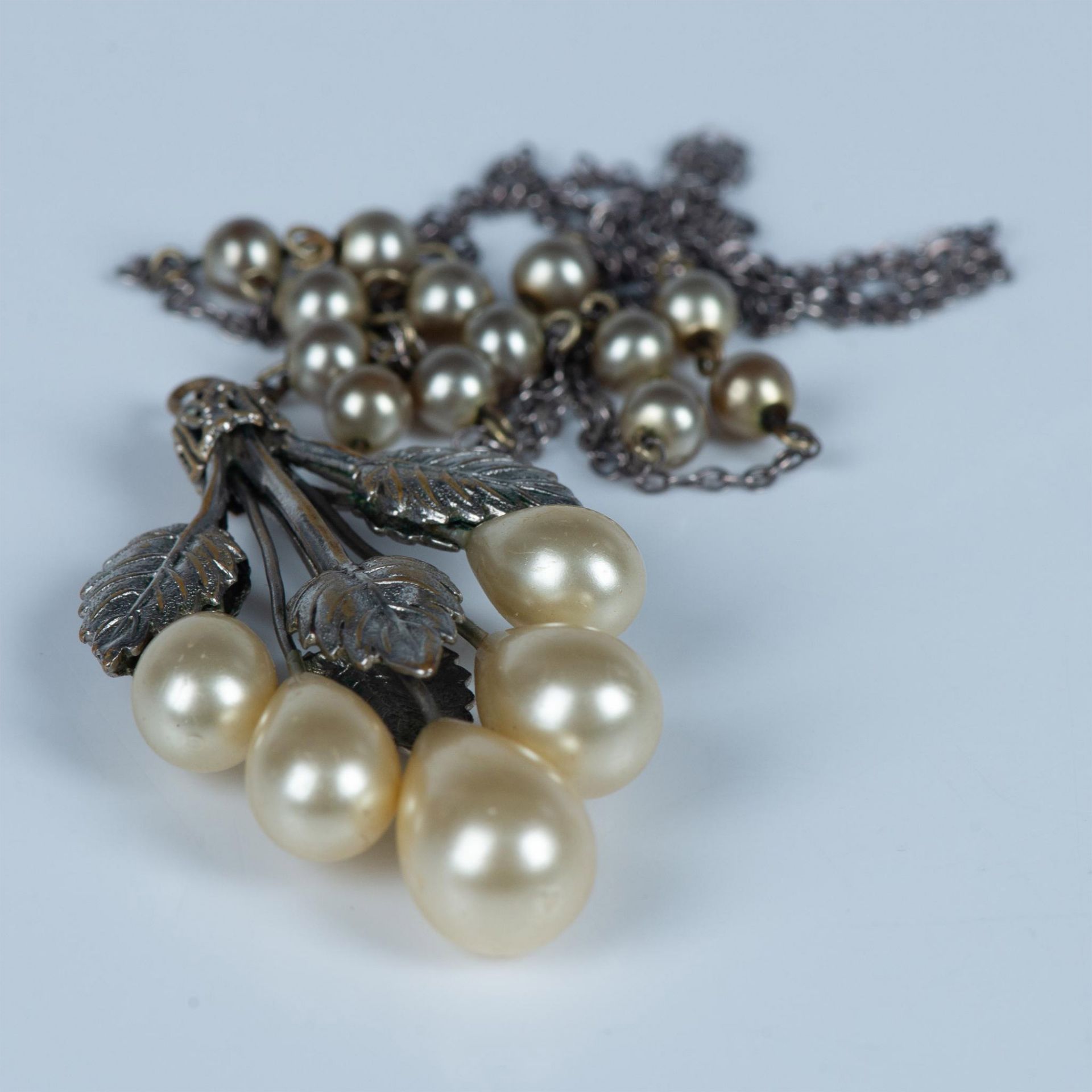 Long Silver Metal and Faux Pearl Leaf Necklace - Image 4 of 5