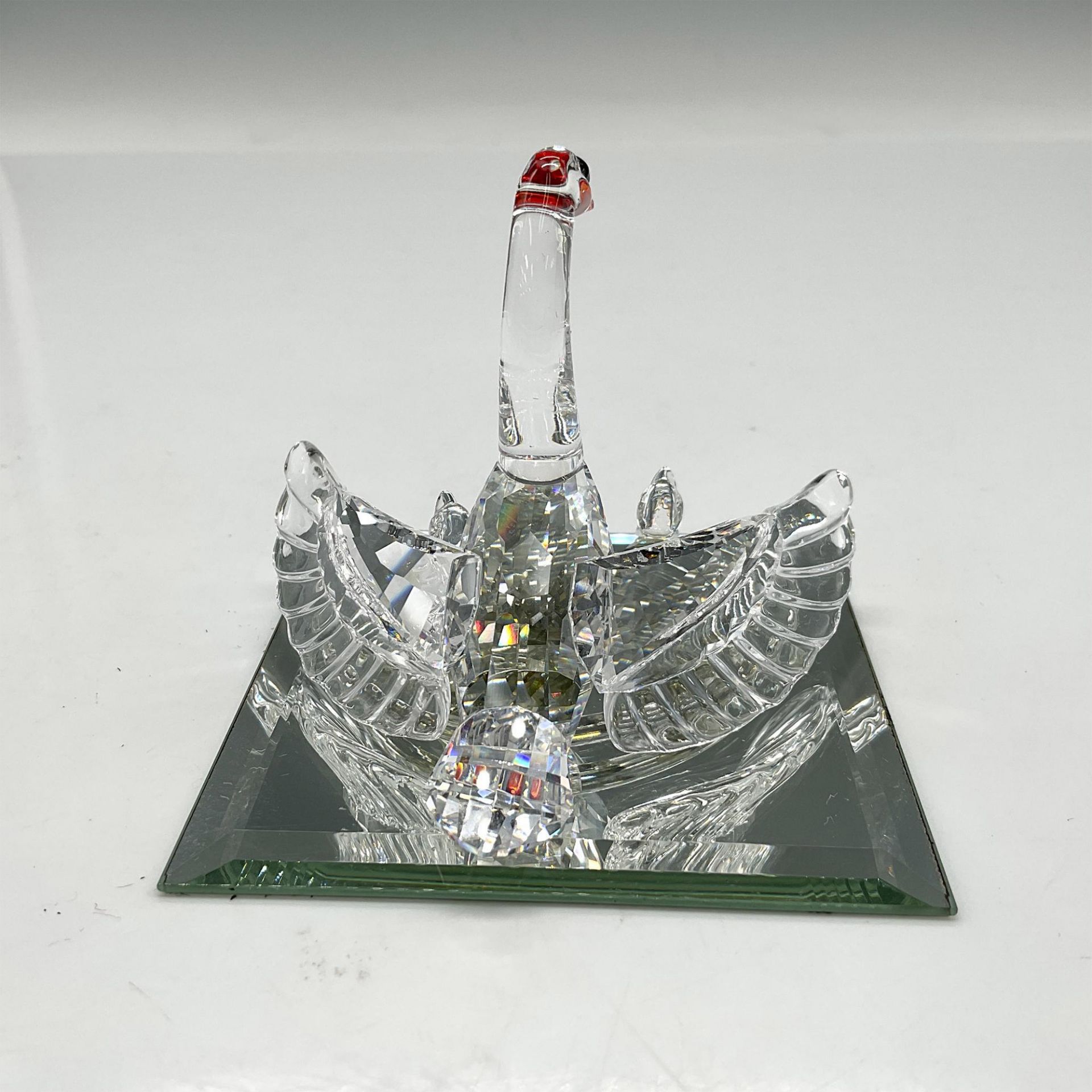Swarovski Silver Crystal Figurine, Swan Family + Base - Image 2 of 4