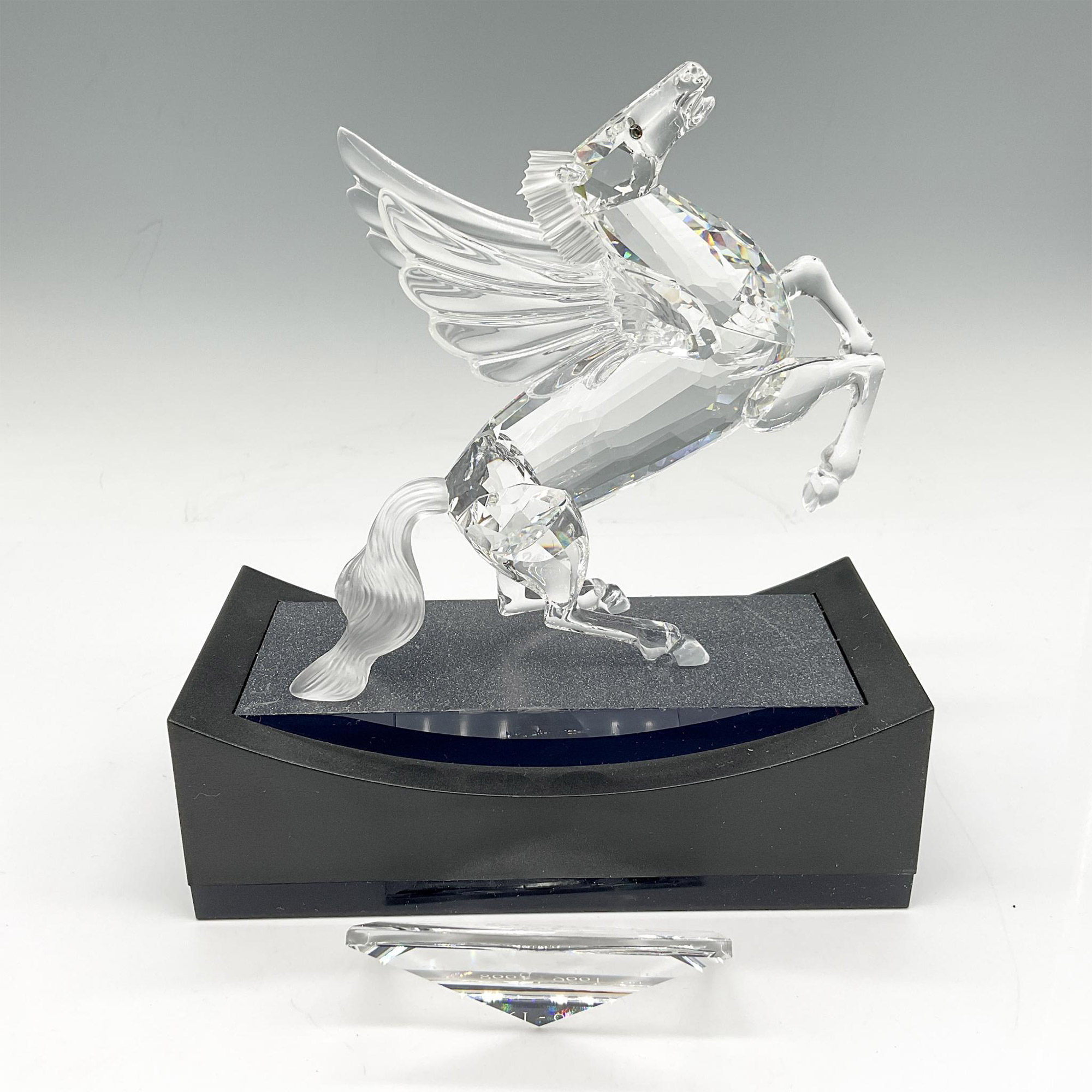 3pc Swarovski SCS Crystal Figurine, Pegasus, Plaque + Stand - Image 2 of 3