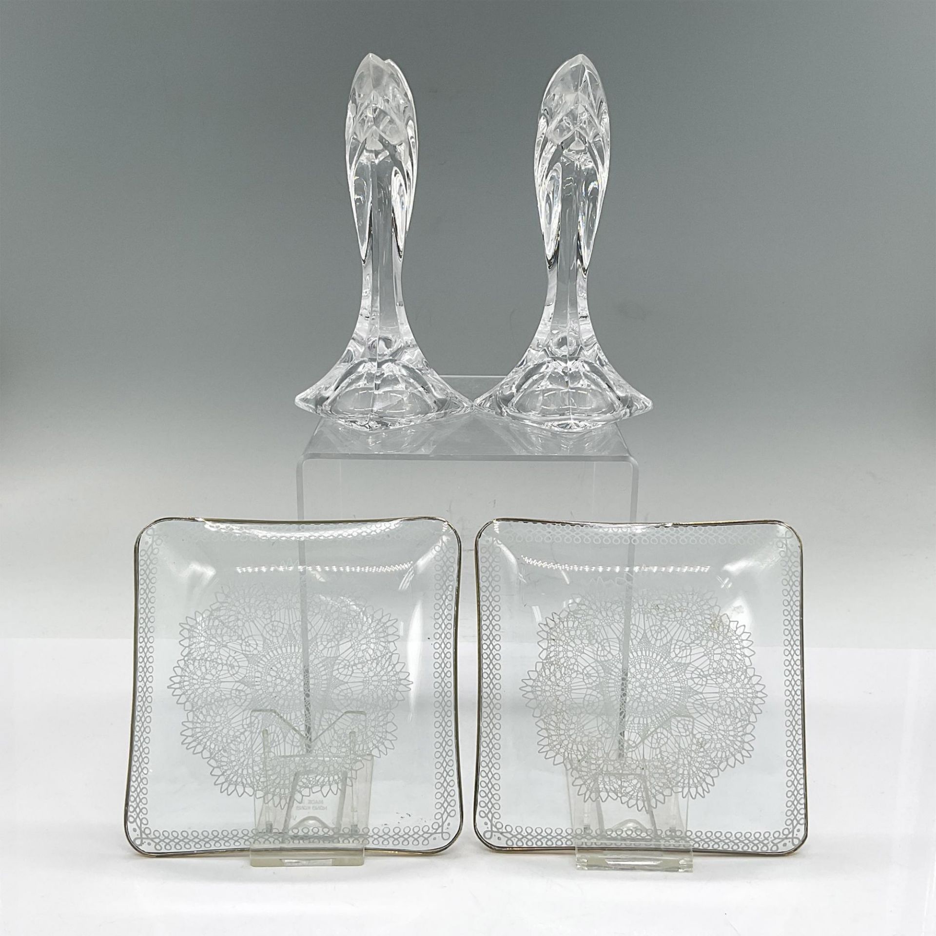 4pc Decorative Glass Candlesticks and Small Dishes - Bild 2 aus 3