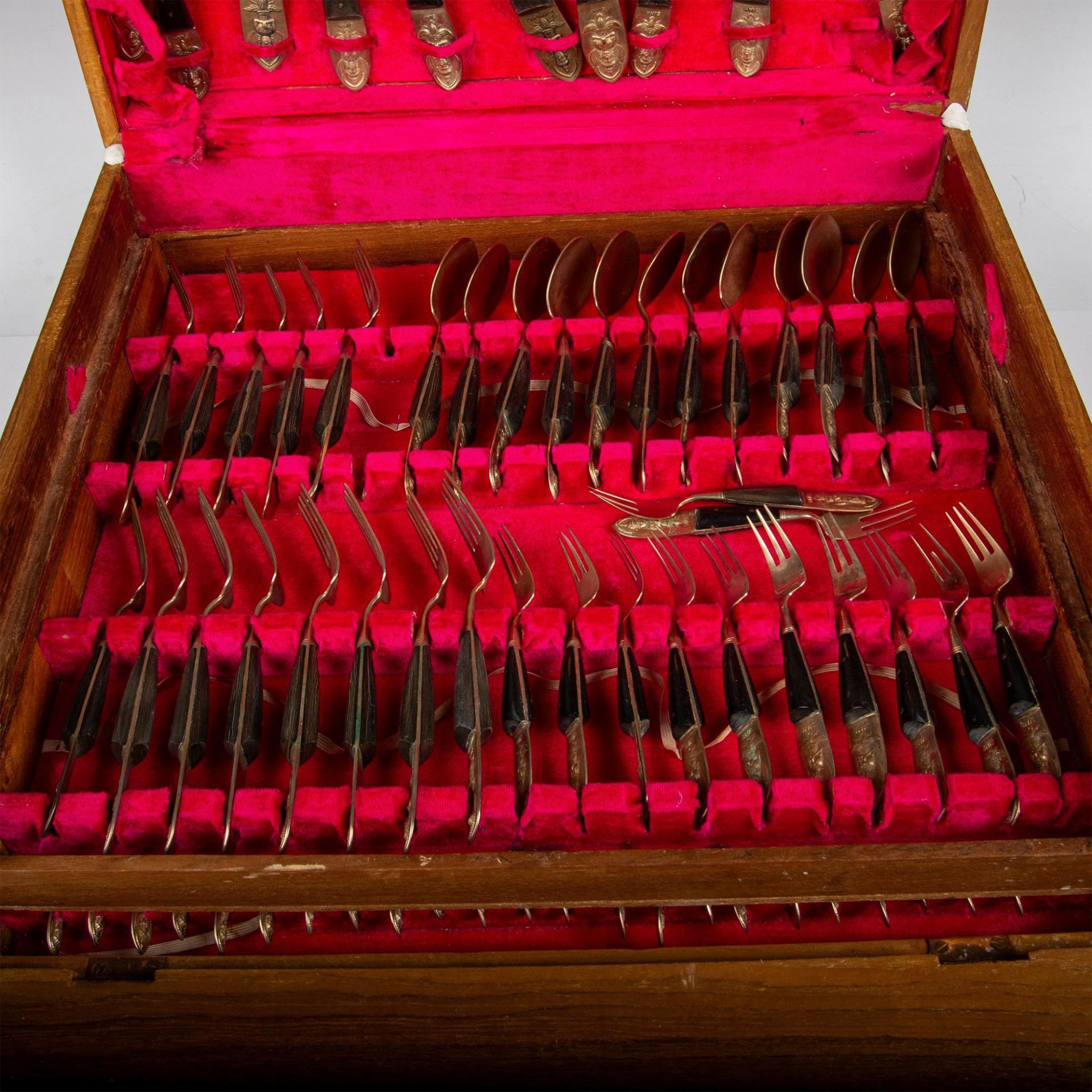 150pc Siam Bronze and Rosewood Flatware - Image 6 of 10