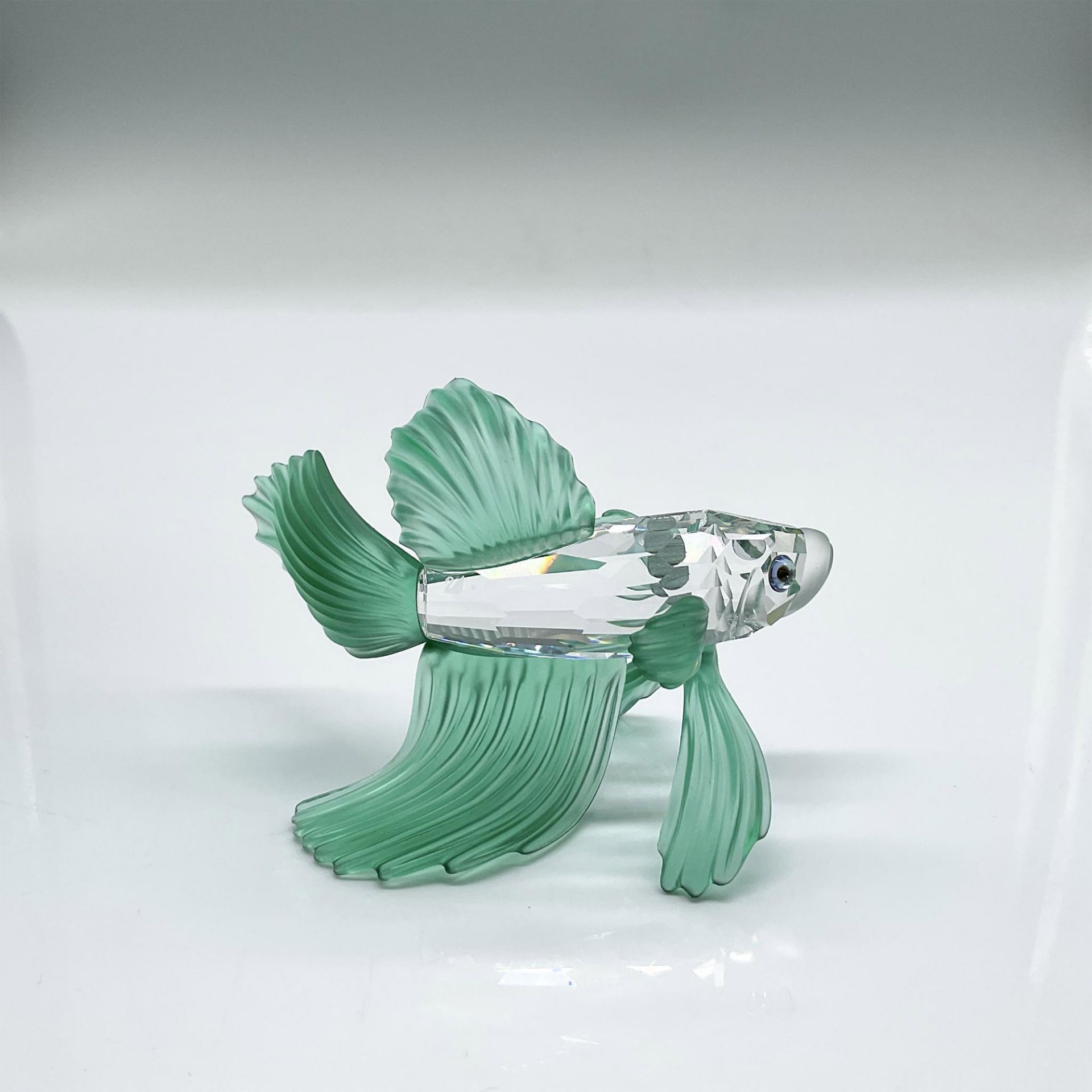 Swarovski Crystal Figurine, Siamese Fighting Fish Green - Image 2 of 5