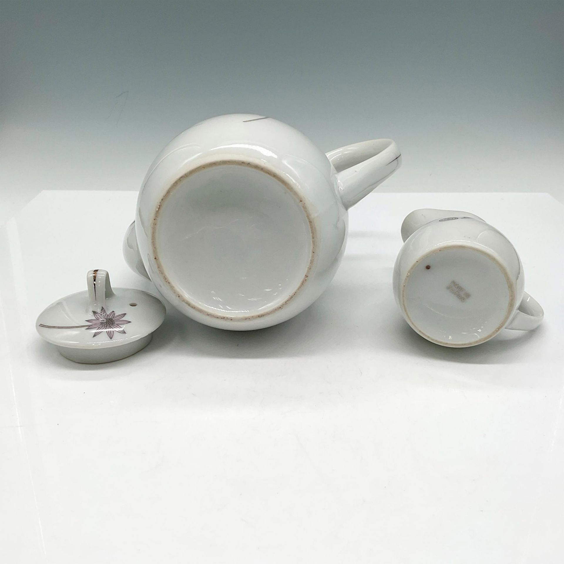 2pc Japanese Porcelain Teapot + Creamer - Bild 3 aus 3