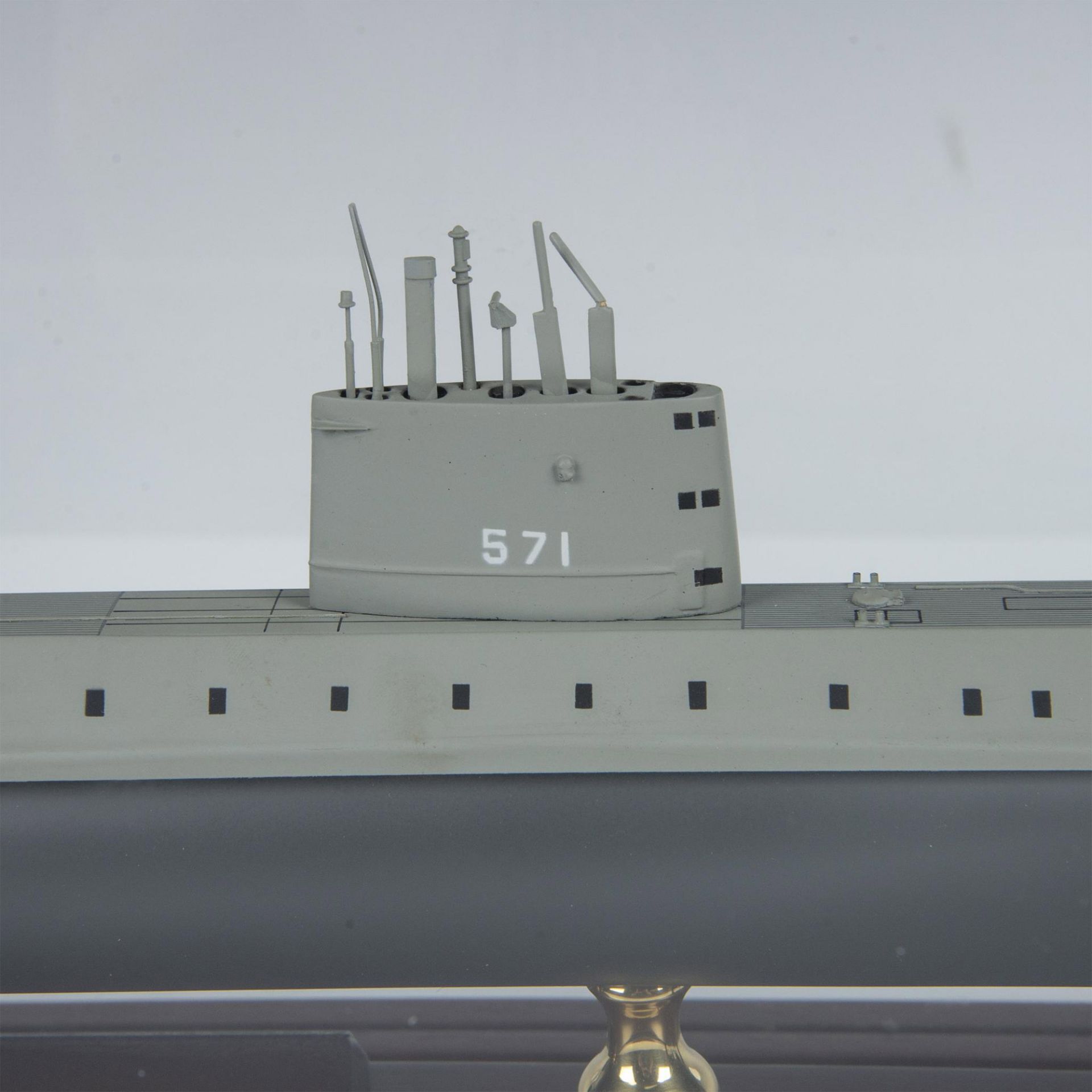 SSN 571 Nautilus Submarine 1/192 Scale Model - Image 11 of 12