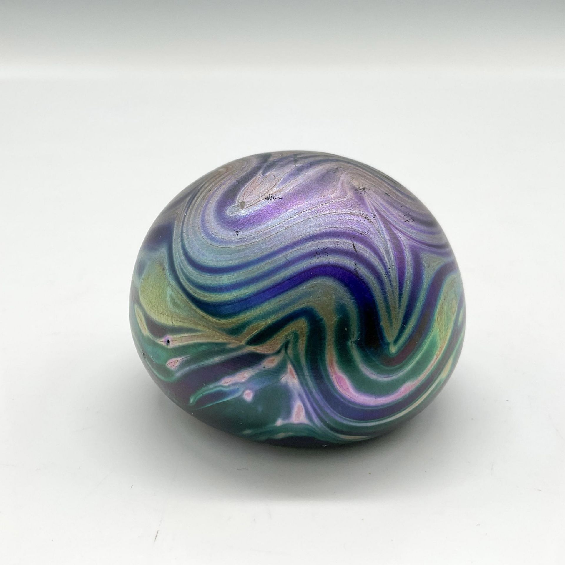 Robert Eickholt Signed Iridescent Paperweight