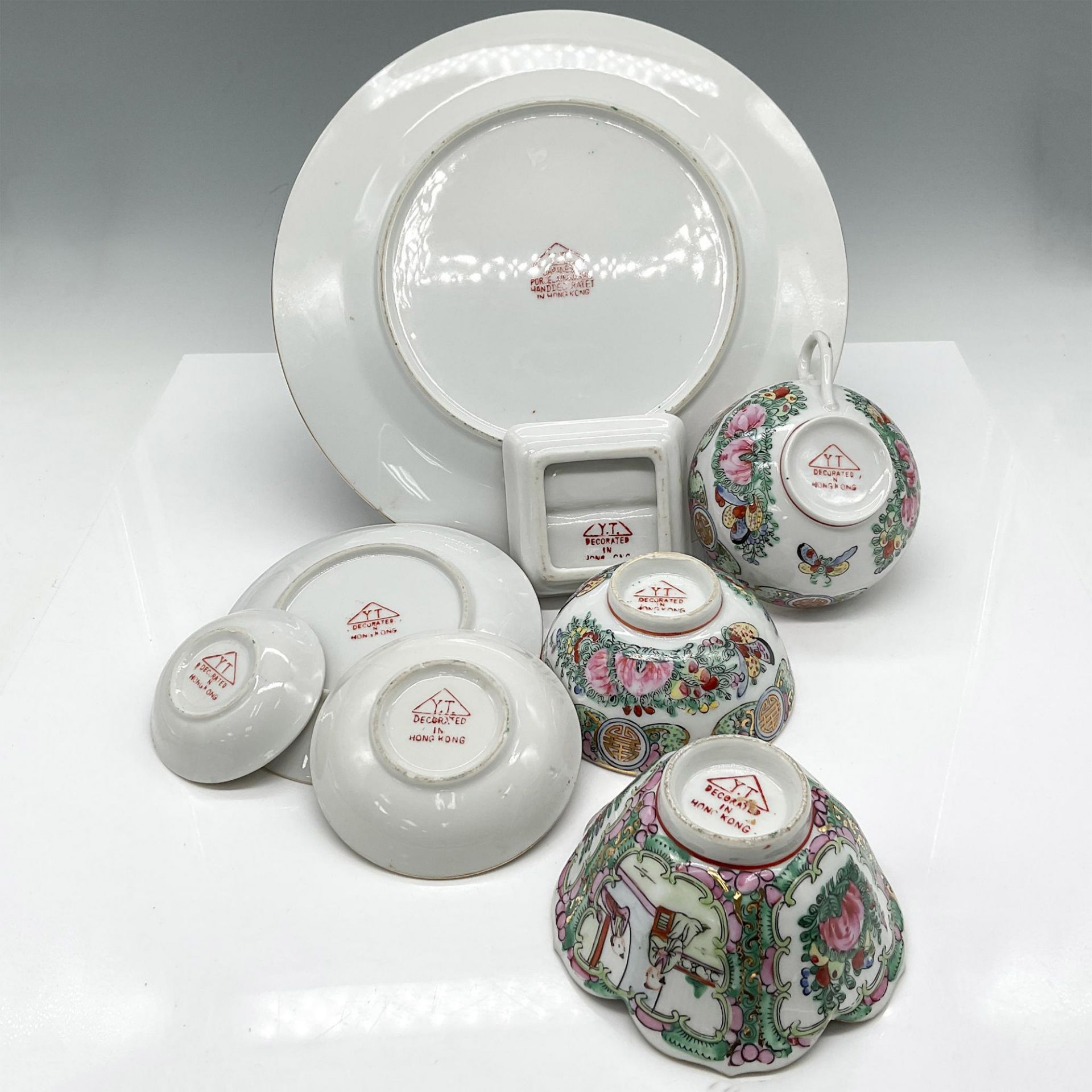 8pc Vintage Y.T. Japanese Porcelain Ware, Famille Rose - Image 4 of 4