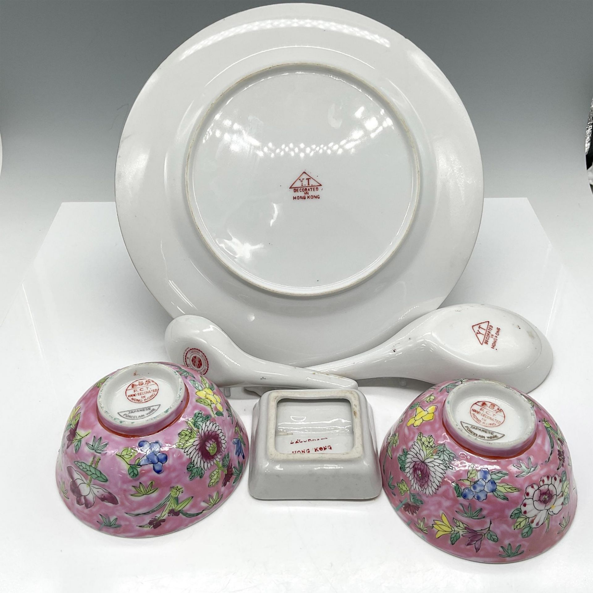 6pc Japanese Porcelain Ware, Rose Medallion - Image 3 of 3