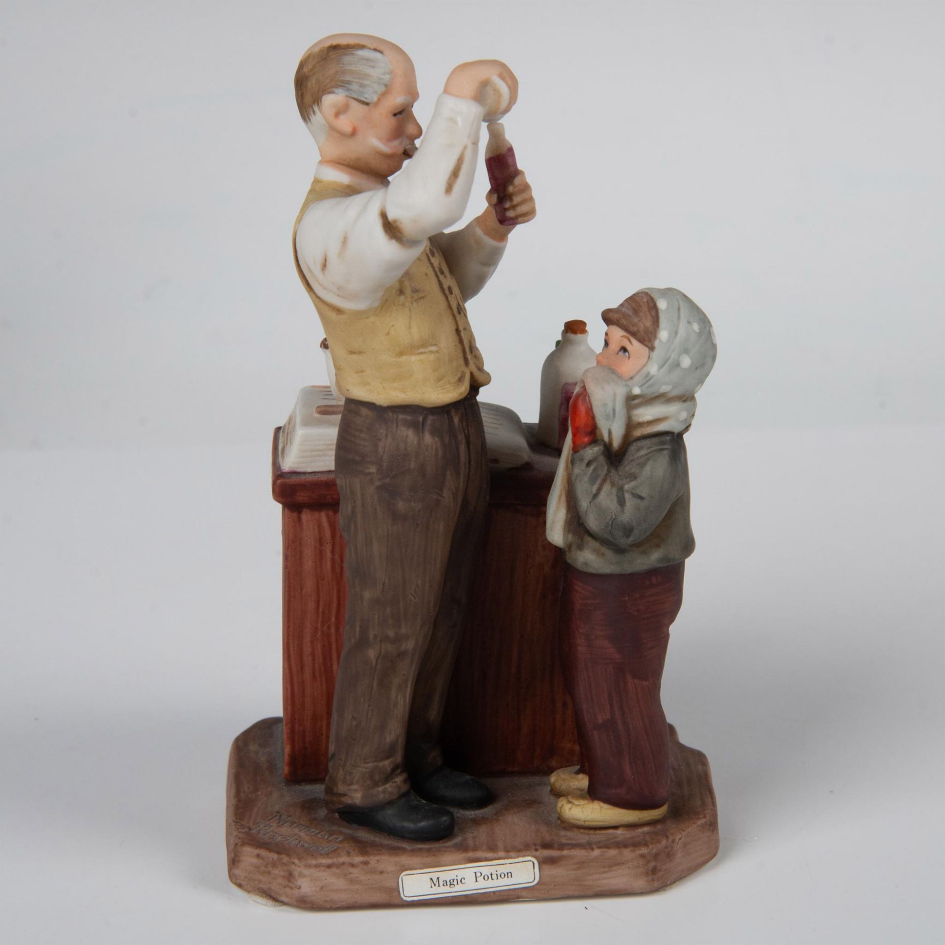 6pc Pharmacist Collectible Figurine Grouping - Image 13 of 14