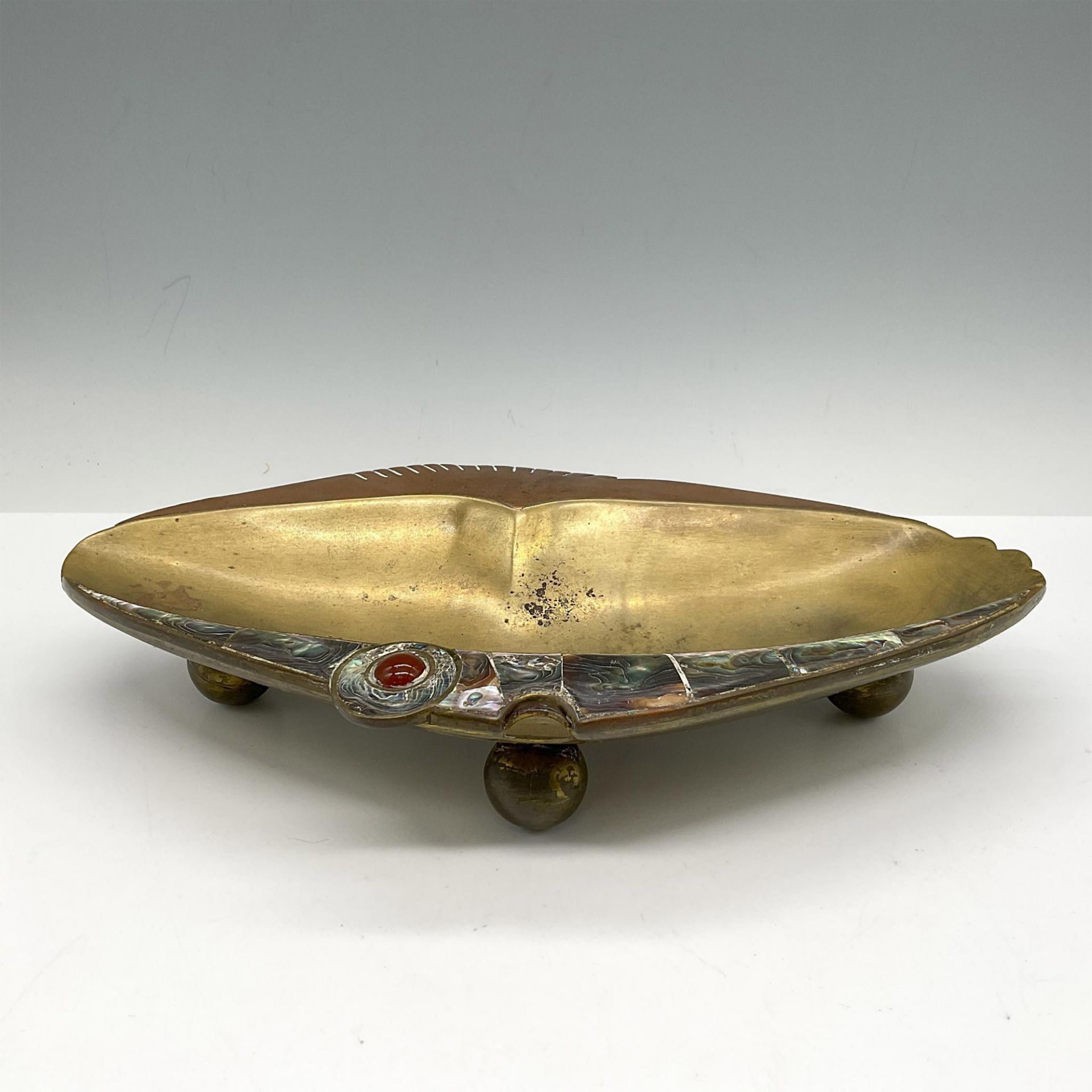 SCL Cooperative Copper and Brass Footed Fish Dish